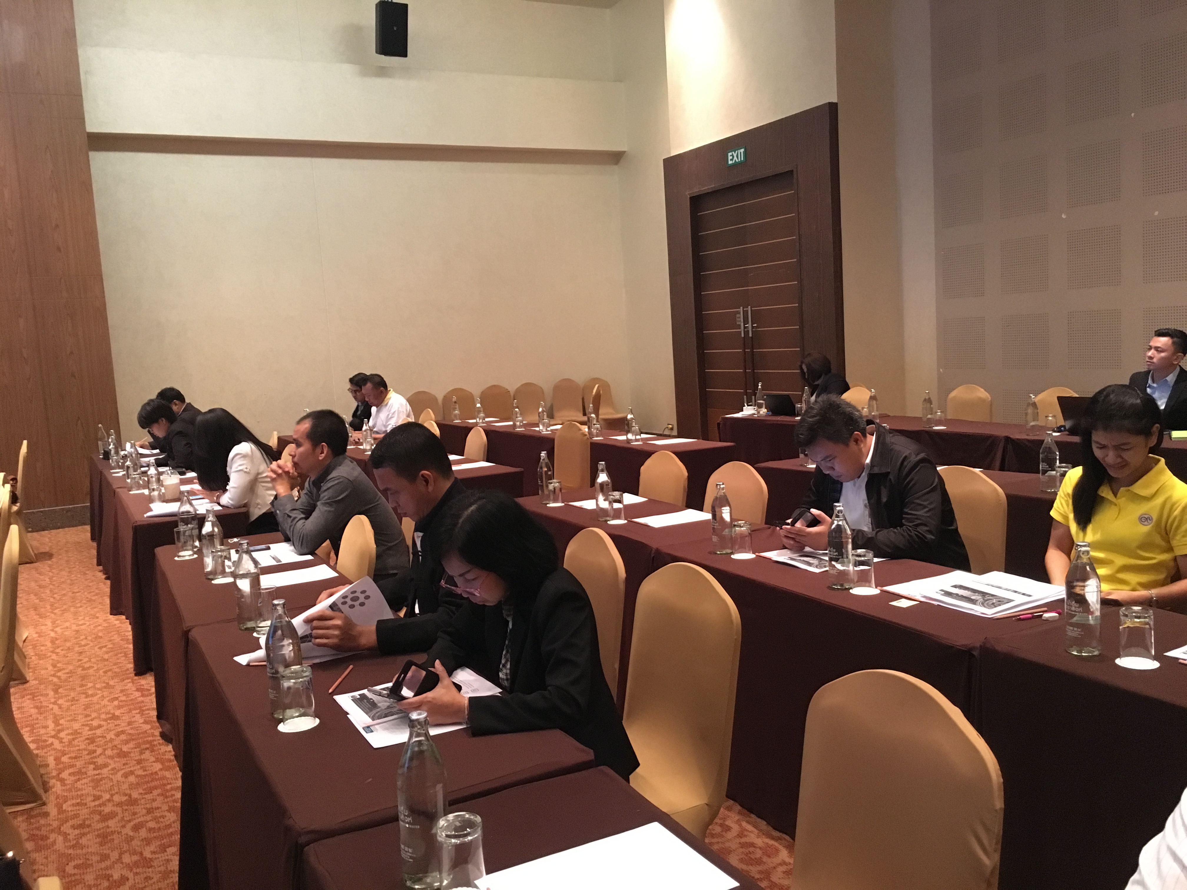 การประชุมนำเสนอผลการศึกษารูปแบบการพัฒนาระบบเทคโนโลยีสารสนเทศของกรมการพัฒนาชุมชน และกรอบแนวคิดในการพัฒนา ปรับปรุงระบบการจัดเก็บข้อมูลความจำเป็นพื้นฐาน(จปฐ.)