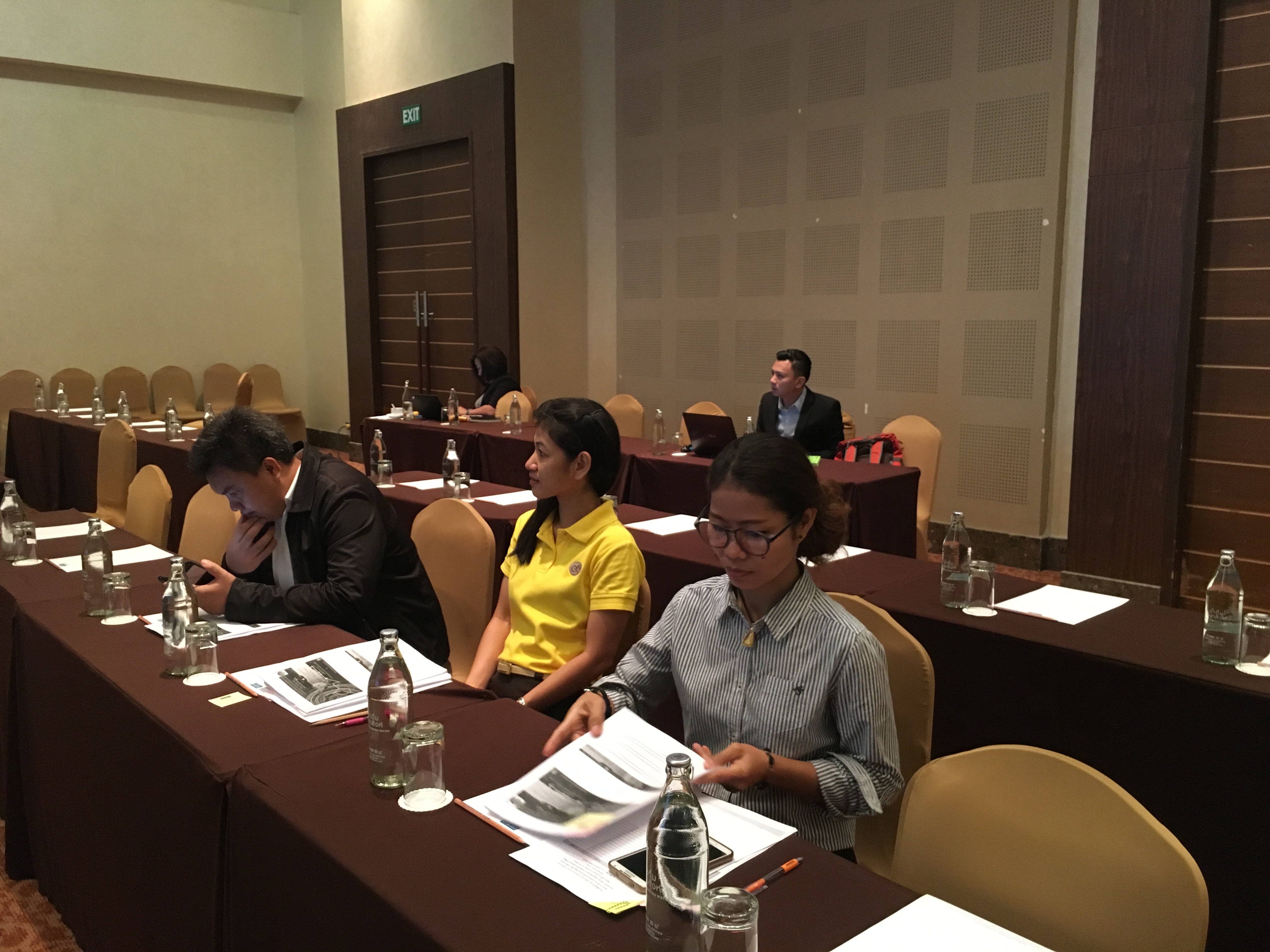 การประชุมนำเสนอผลการศึกษารูปแบบการพัฒนาระบบเทคโนโลยีสารสนเทศของกรมการพัฒนาชุมชน และกรอบแนวคิดในการพัฒนา ปรับปรุงระบบการจัดเก็บข้อมูลความจำเป็นพื้นฐาน(จปฐ.)