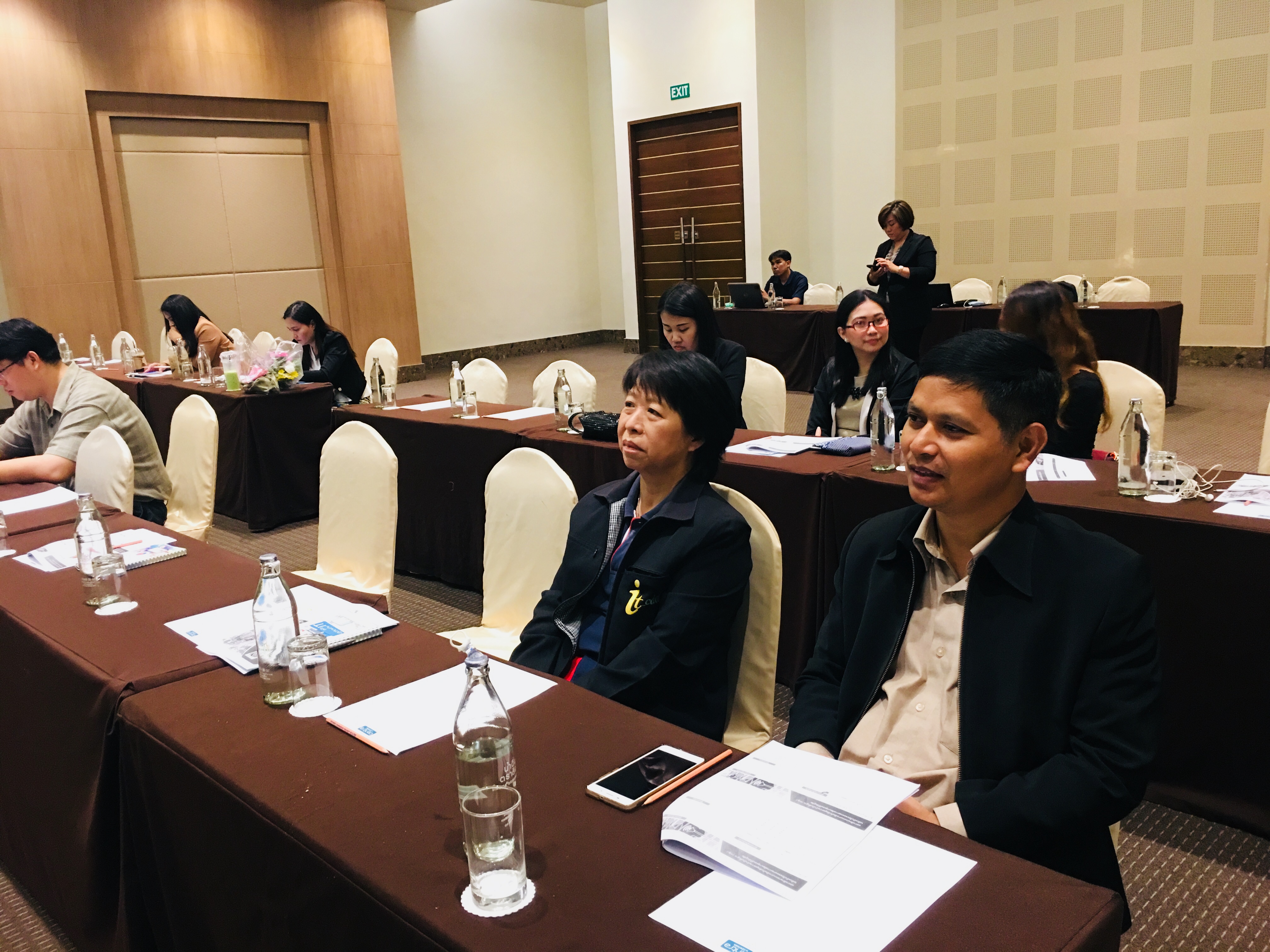 การประชุมนำเสนอแผนภาพของระบบ(system design)ของระบบการจัดเก็บข้อมูล จปฐ.