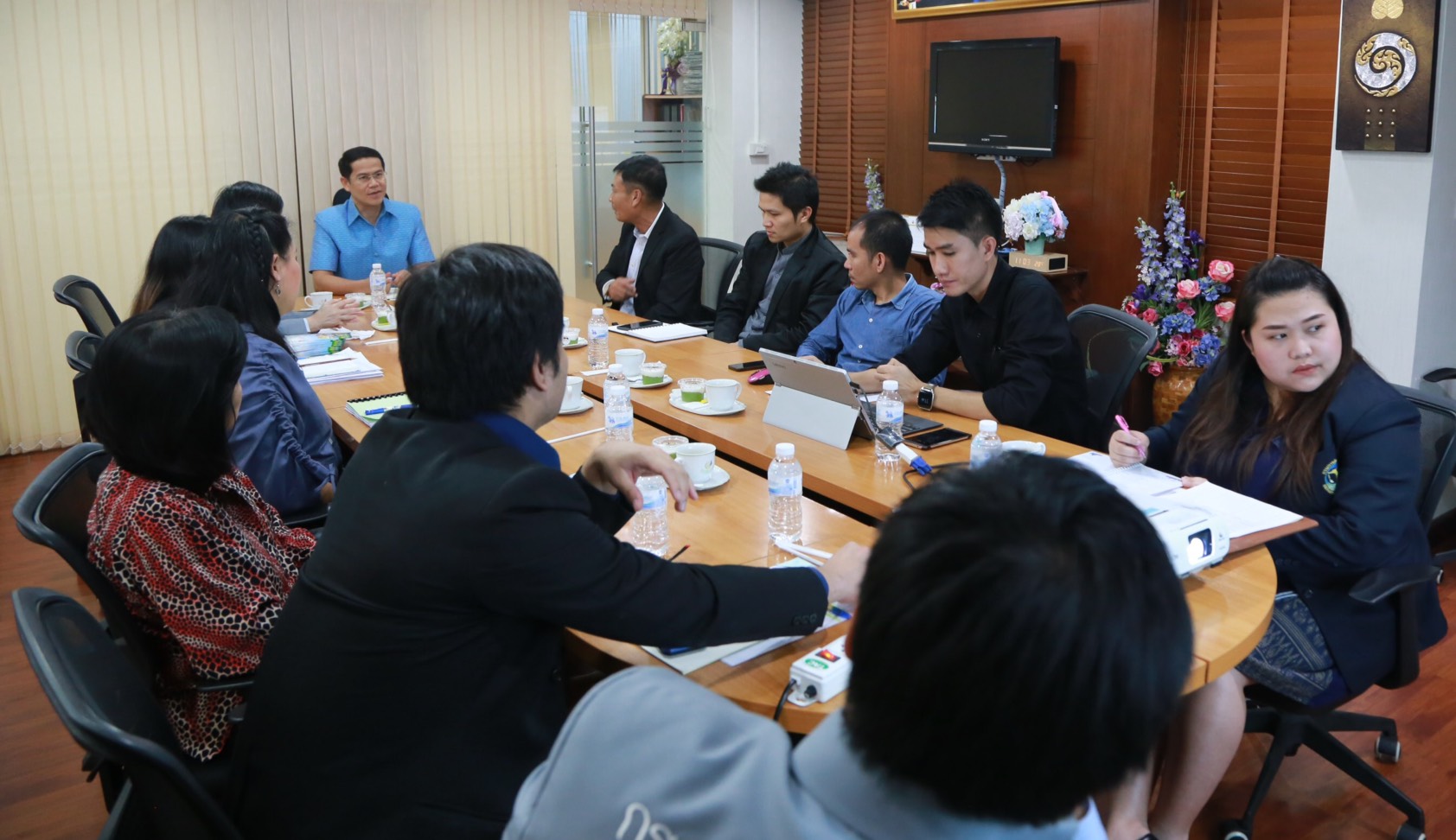 ผอ.ศสท. เข้าร่วมประชุมหารือเรื่อง การส่งเสริมและประชาสัมพันธ์แหล่งท่องเที่ยวชุมชน ร่วมกับ นายบุญเสริม ขันแก้ว ผอ. กองพัฒนาแหล่งท่องเที่ยว