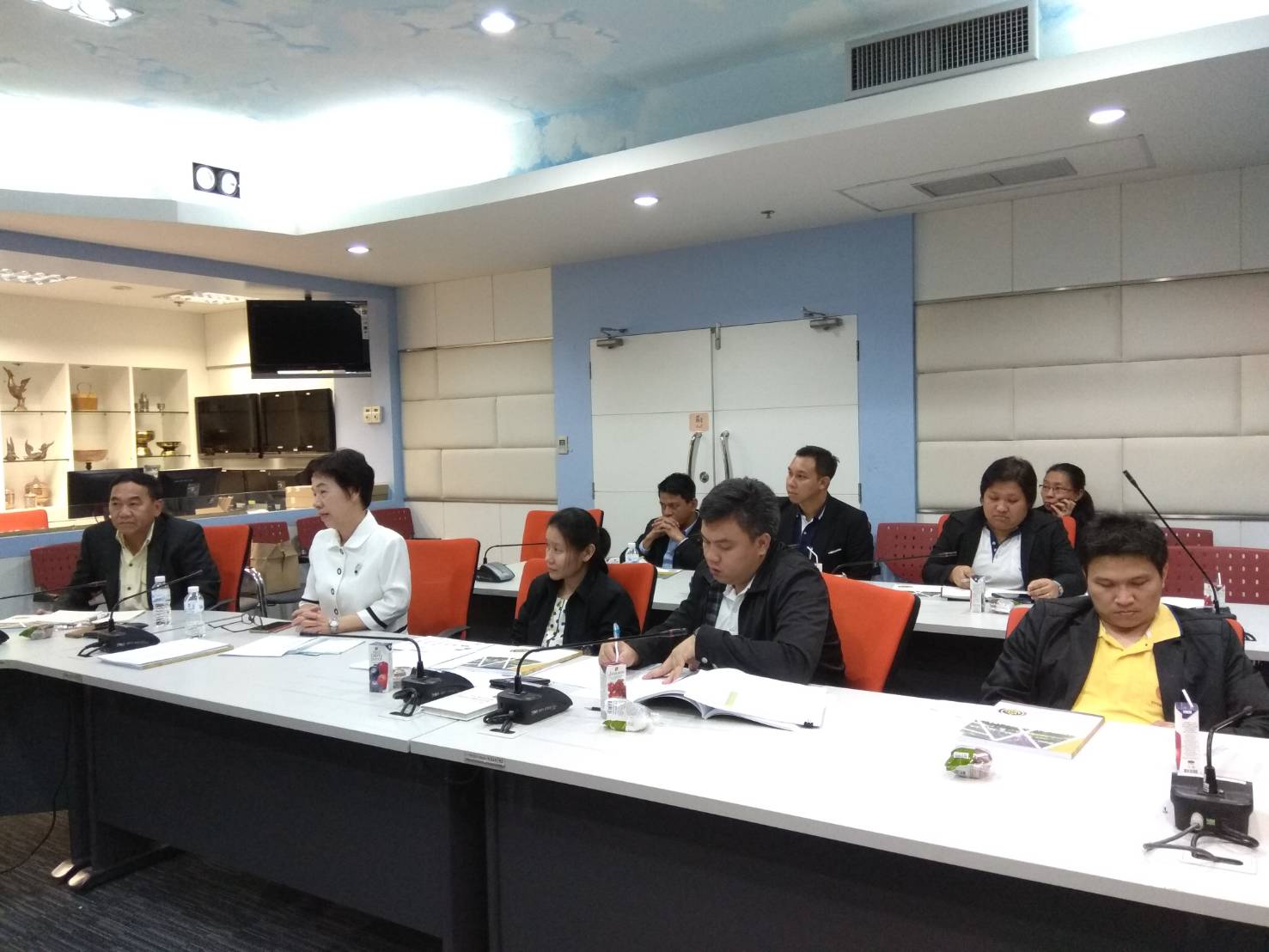 โครงการความร่วมมือจัดทำระบบสำรวจจัดเก็บข้อมูลในรูปแบบดิจิทัล(Digital Survey) ระหว่าง กรมการพัฒนาชุมชน กับ บริษัท กสท. โทรคมนาคม จำกัด (มหาชน) ร่วมประชุมเพื่อรายงานผลความก้าวหน้าการดำเนินงานตาม MOU