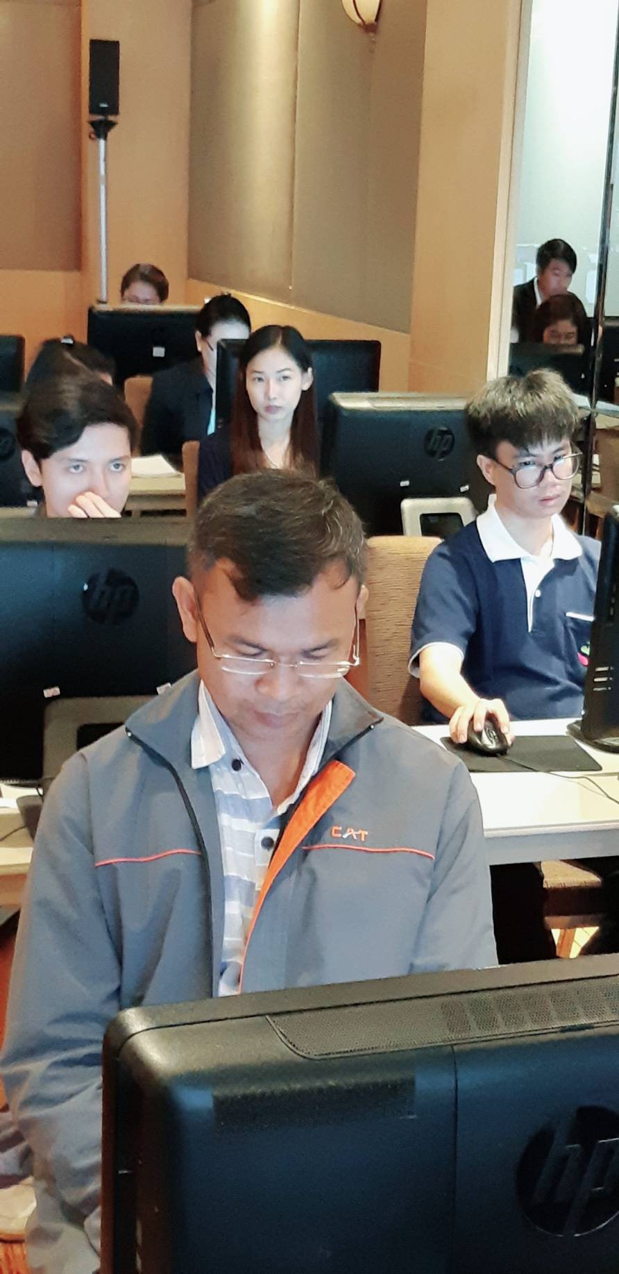 ผอ.ชัยยา ขำสะอาด เป็นประธานเปิดการประชุมและให้แนวทางการใช้งานแก่ผู้เข้าอบรม