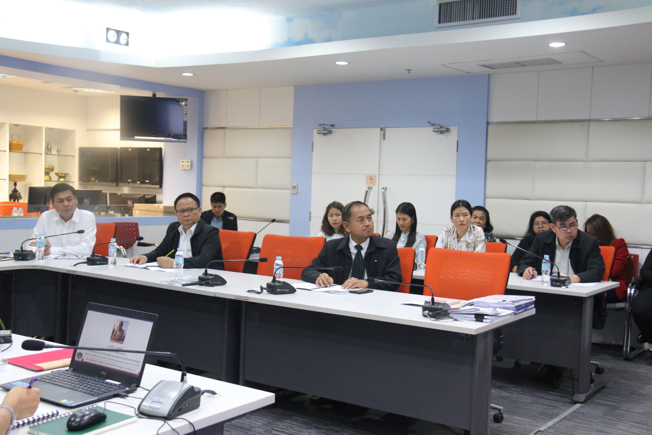 นายทวีป บุตรโพธิ์ รองอธิบดีกรมการพัฒนาชุมชน เป็นประธานการประชุมโครงการเตรียมความพร้อมตรวจติดตามมาตรฐานระบบคุณภาพ ISO 27001 : 2013 ประจำปีงบประมาณ พ.ศ. 2562