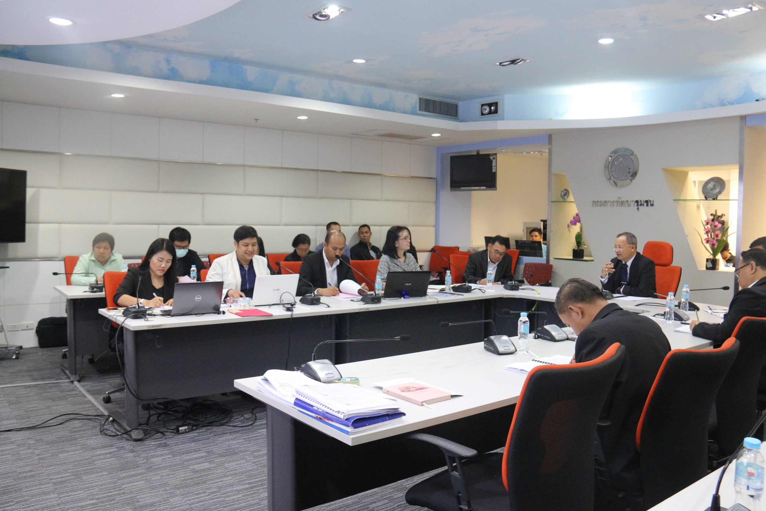 นายทวีป บุตรโพธิ์ รองอธิบดีกรมการพัฒนาชุมชน เป็นประธานการประชุมโครงการเตรียมความพร้อมตรวจติดตามมาตรฐานระบบคุณภาพ ISO 27001 : 2013 ประจำปีงบประมาณ พ.ศ. 2562