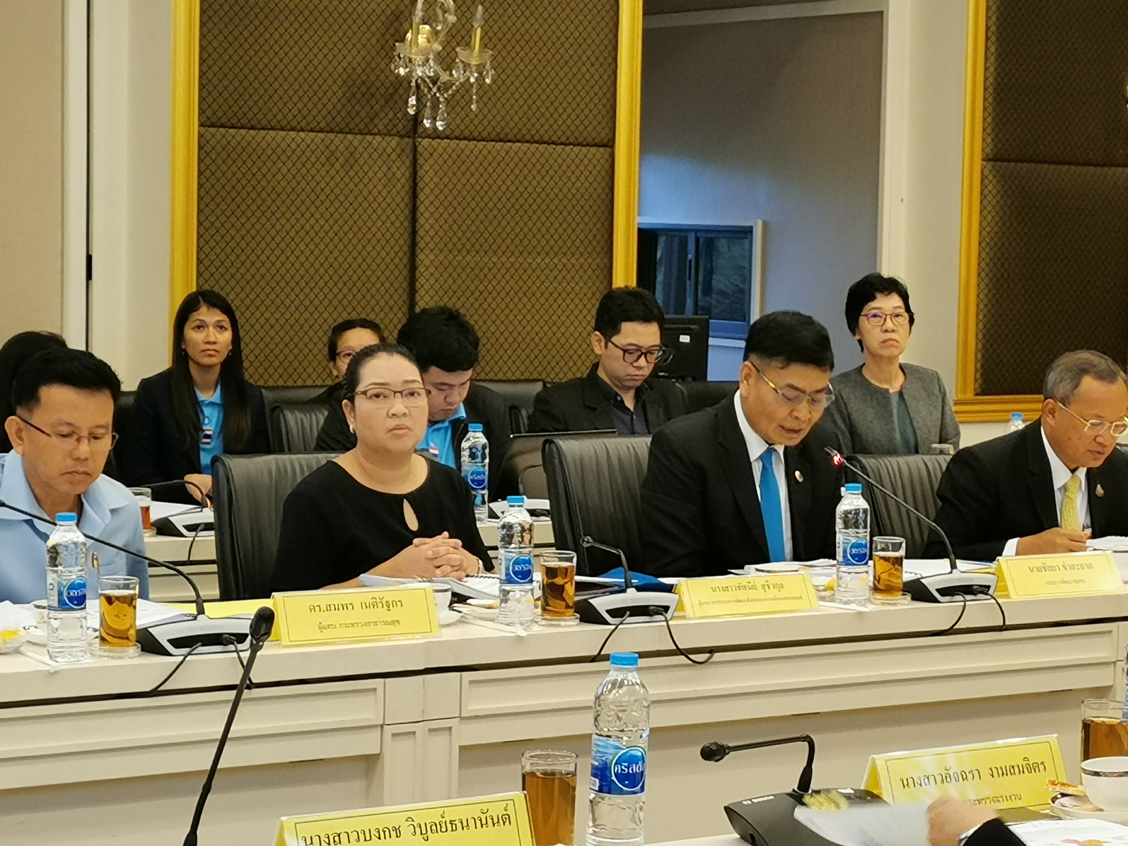 กรมการพัฒนาชุมชนในฐานะเลขานุการคณะกรรมการอำนวยการพัฒนาคุณภาพชีวิตของประชาชน โดยการนำของ อธิบดีกรมการพัฒนาชุมชน​ นายนิสิต​ จันทร์สมวงศ์​ พร้อมด้วย​ นายทวีป​ บุตรโพธิ์​ รองอธิบดี​กรมการพัฒนาชุมชน และเจ้าหน้าที่กรมการพัฒนาชุมชนได้เข้าร่วมประชุมคณะกรรมการอำนวยการพัฒนาคุณภาพชีวิตครั้งที่ 1 ปี 2562