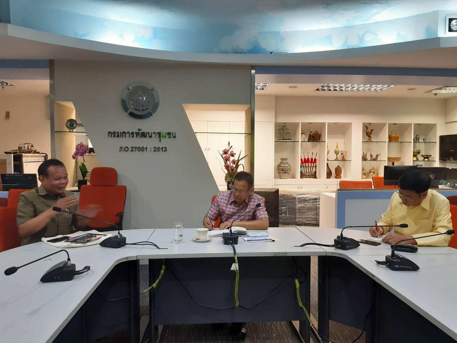 นายนิวัติ น้อยผาง รองอธิบดีกรมการพัฒนาชุมชน ประชุมหารือเตรียมการจัดงานครบรอบกรมการพัฒนาชุมชน 60 ปี