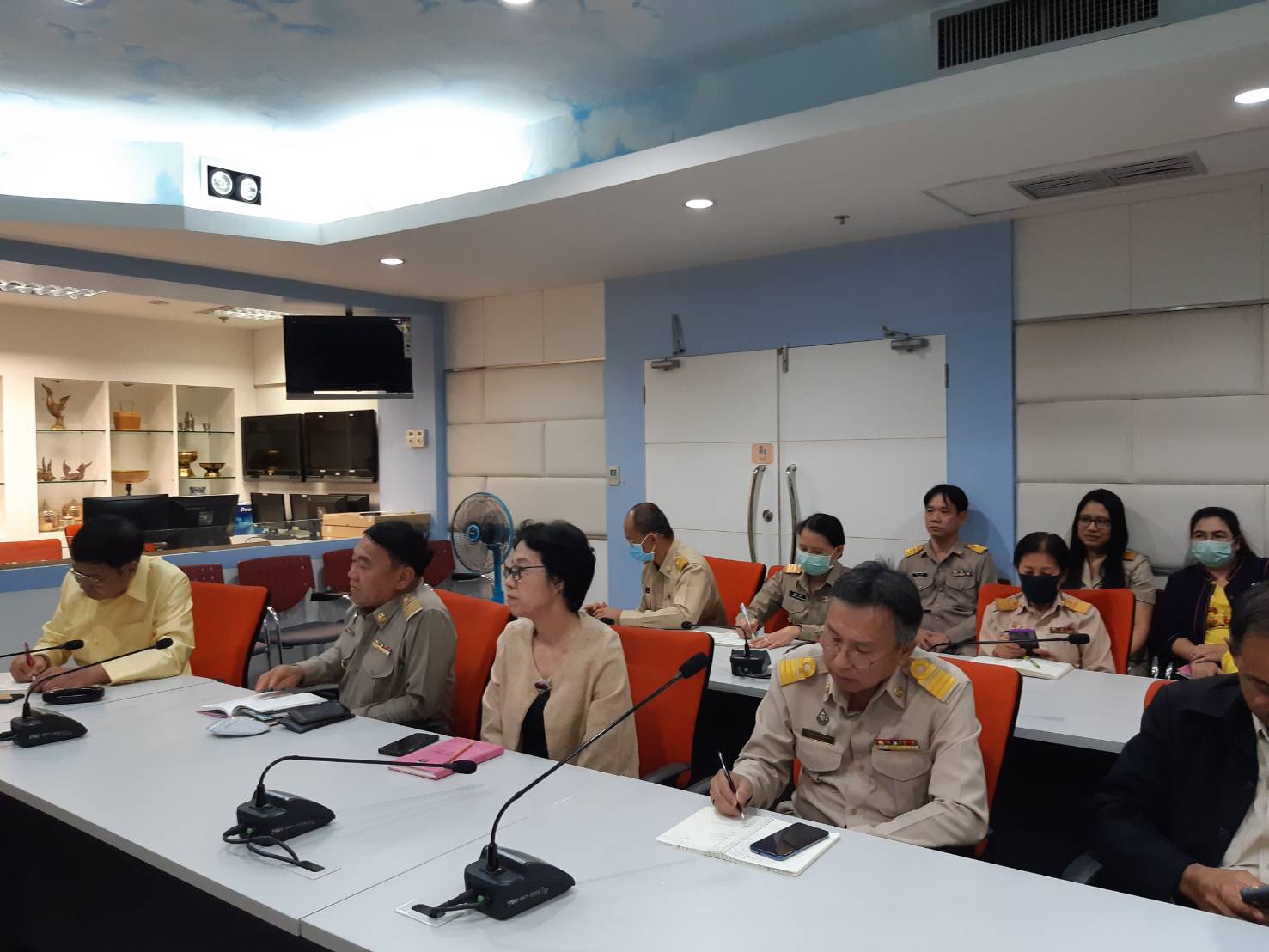 นายนิวัติ น้อยผาง รองอธิบดีกรมการพัฒนาชุมชน ประชุมหารือเตรียมการจัดงานครบรอบกรมการพัฒนาชุมชน 60 ปี