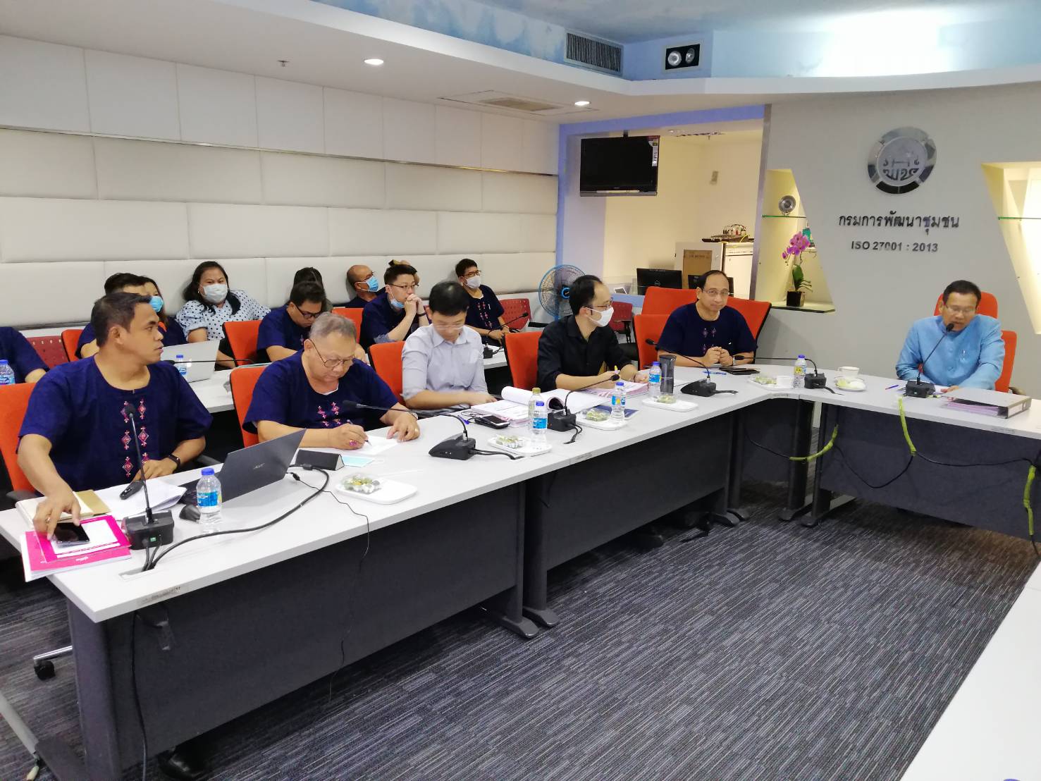 นายนิวัติ น้อยผาง รองอธิบดีกรมการพัฒนาชุมชน เป็นประธานการประชุมนำเสนอแผนการดำเนินงานโครงการการบริหารการจัดเก็บข้อมูลความจำเป็นพื้นฐาน (จปฐ.) ด้วยเครื่องมืออิเล็กทรอนิกส์ ปี 2563