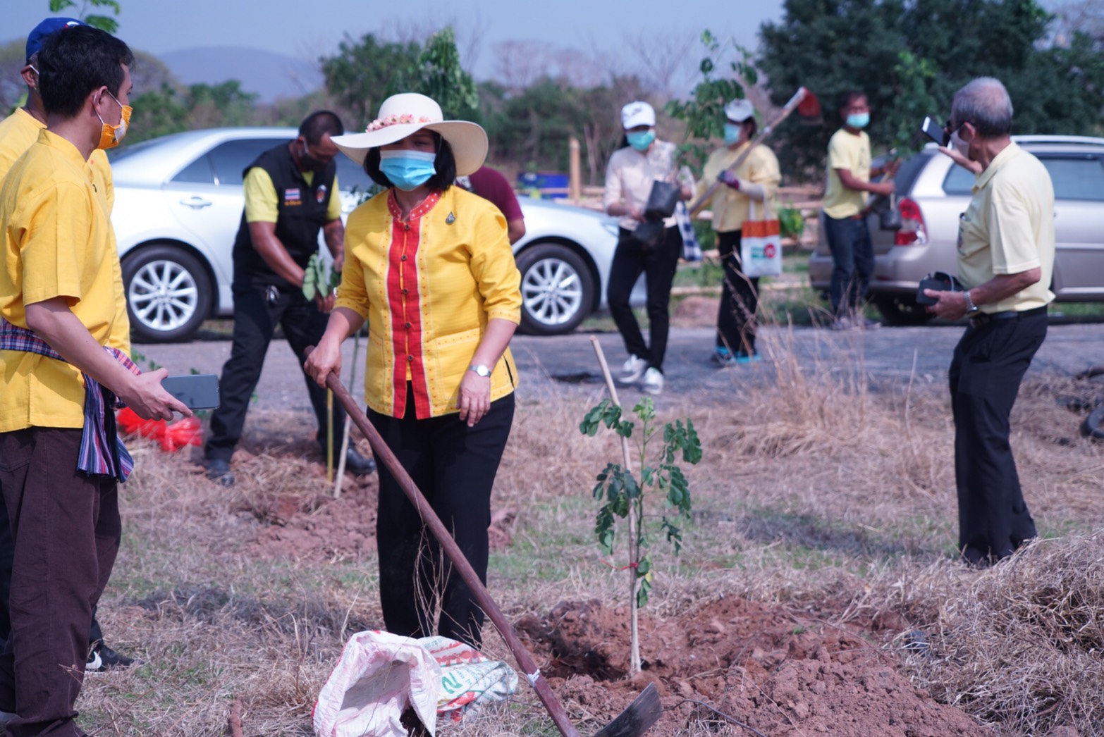 พช. ขับเคลื่อน 76 จังหวัดทั่วประเทศ ร่วม “โครงการปลูกป่าเฉลิมพระเกียรติ” เพื่อถวายเป็นพระราชกุศล