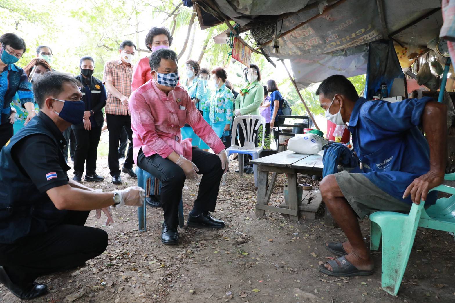 “พช.” จับมือ “สภาสตรีแห่งชาติฯ” มอบถุงยังชีพ และจัดสร้างบ้านพักอาศัยให้ผู้ยากไร้
