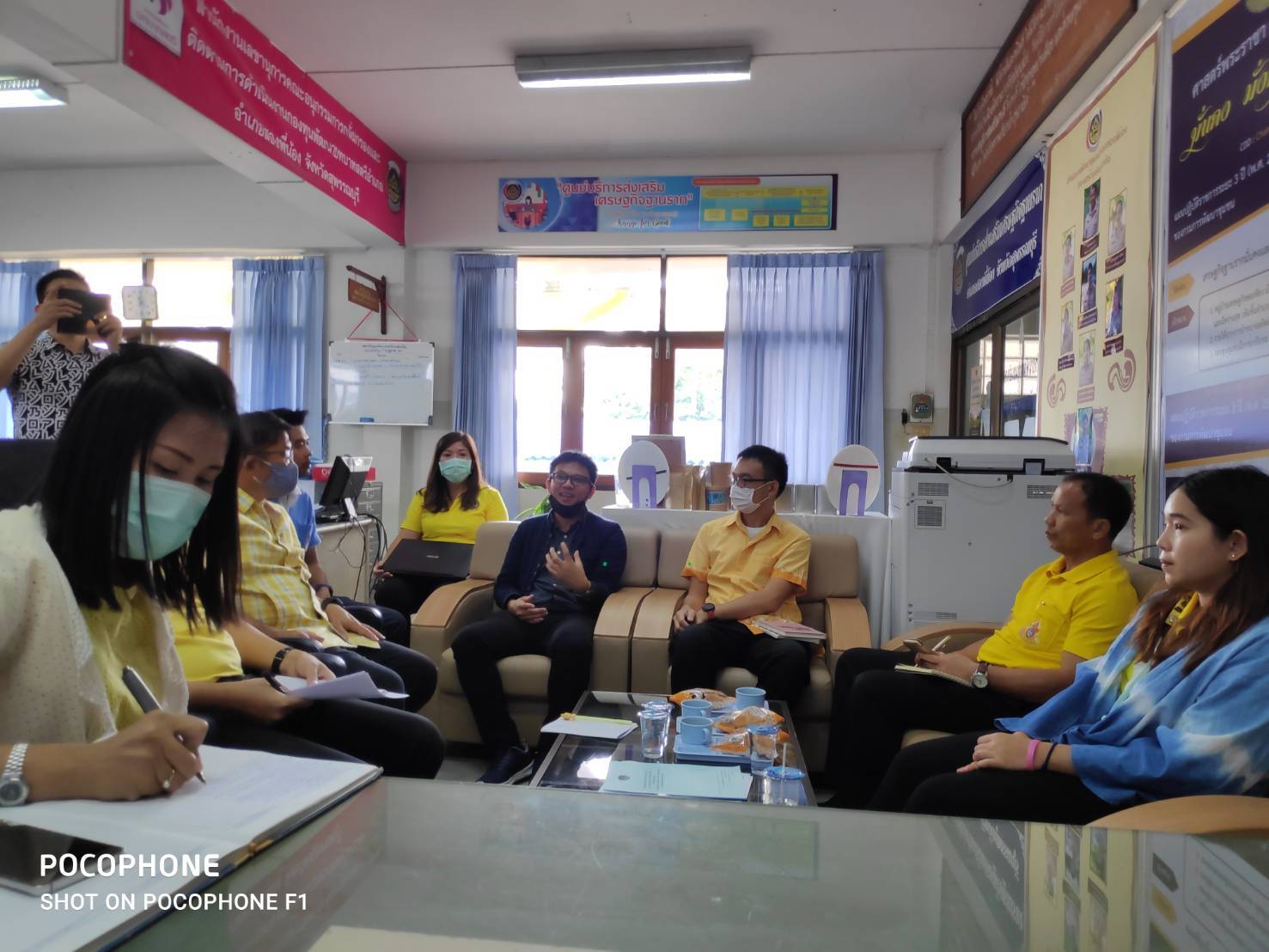 การติดตามงานโครงการเช่าวงจรสื่อสัญญาณอินเทอร์เน็ต 4 ระดับ โครงการรักษาความมั่นคงปลอดภัยคอมพิวเตอร์ (โปรแกรมป้องกันไวรัส) และโครงการพัฒนาระบบตรวจสอบสิทธิ์ผู้ใช้งานอินเทอร์เน็ตระดับอำเภอ ในพื้นที่จังหวัดสุพรรณบุรี