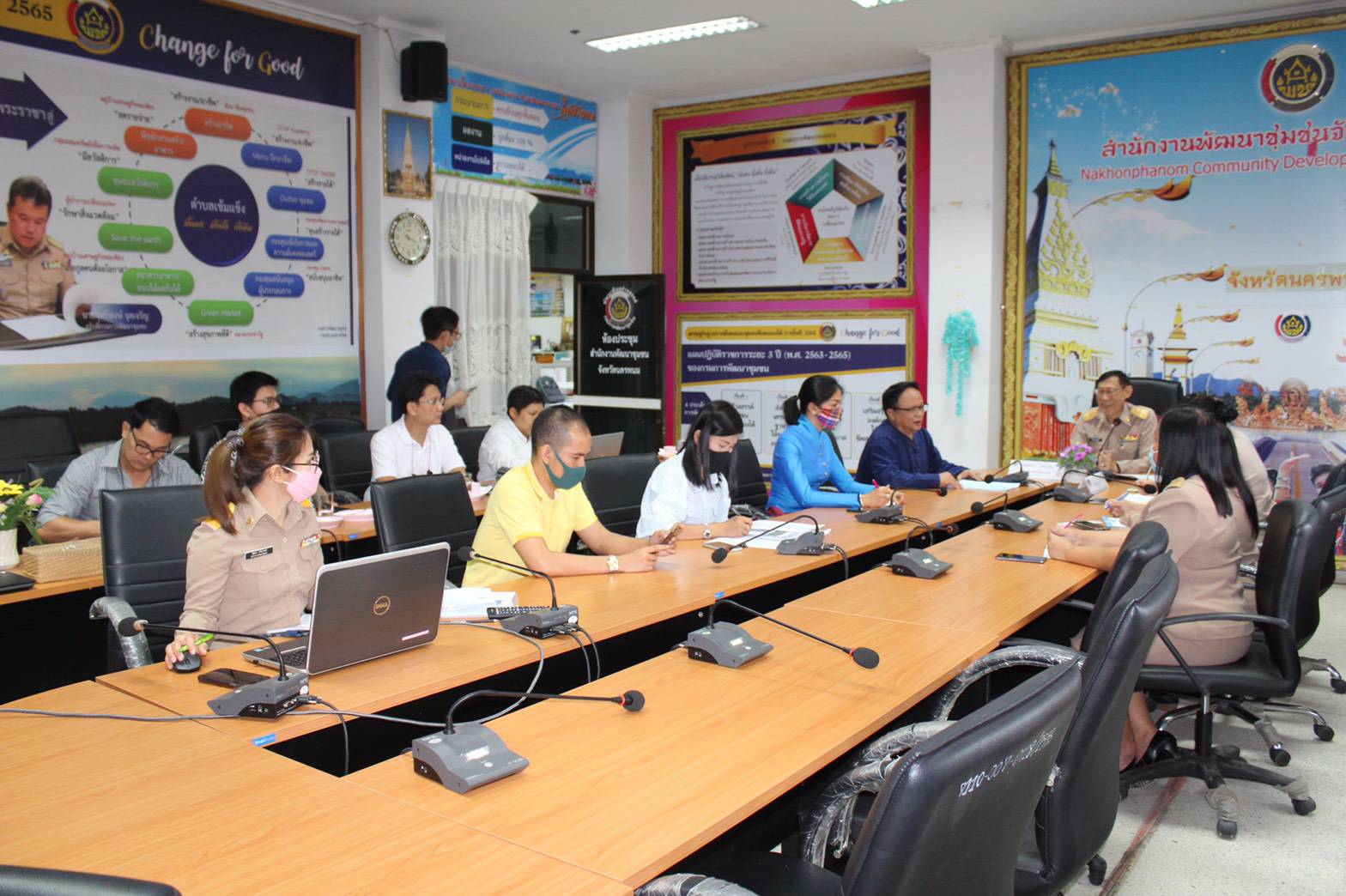 ศูนย์สารสนเทศฯ ติดตามผลการดำเนินงานสื่อสัญญาณอินเทอร์เน็ตความเร็วสูง การตรวจสอบสิทธิ์การใช้บริการอินเทอร์เน็ต ฯ ในพื้นที่จังหวัดนครพนม