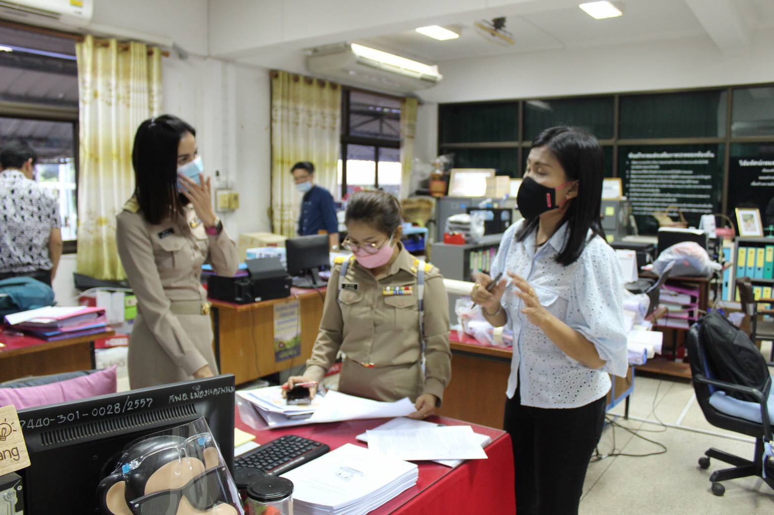 ศูนย์สารสนเทศฯ ติดตามผลการดำเนินงานสื่อสัญญาณอินเทอร์เน็ตความเร็วสูง การตรวจสอบสิทธิ์การใช้บริการอินเทอร์เน็ต ฯ ในพื้นที่จังหวัดนครพนม