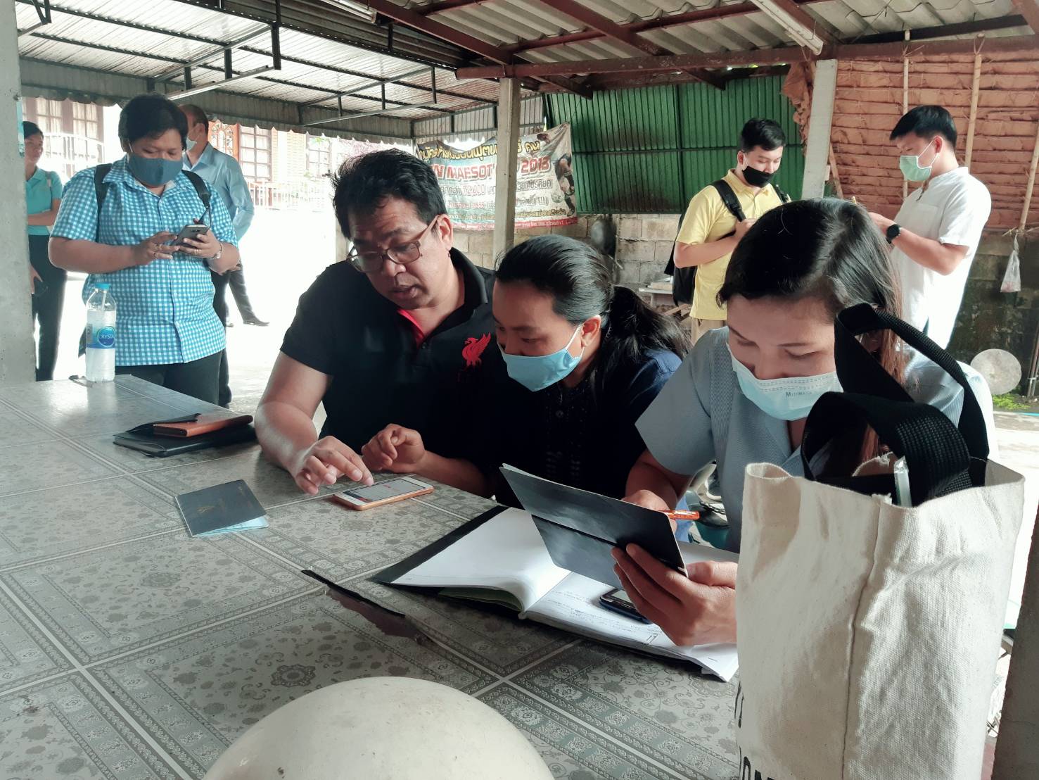 ศูนย์สารสนเทศฯ ติดตามการจัดเก็บข้อมูล จปฐ. ด้วยเครื่องมืออิเล็กทรอนิกส์ ณ อ.แม่ระมาด จ.ตาก