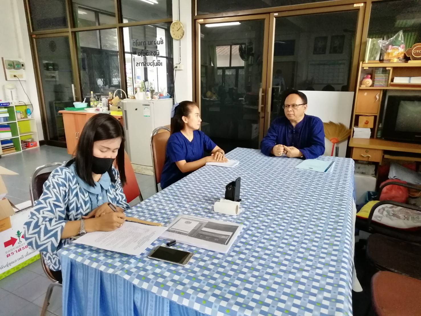 การติดตามงานโครงการเช่าวงจรสื่อสัญญาณอินเทอร์เน็ต 4 ระดับ โครงการรักษาความมั่นคงปลอดภัยคอมพิวเตอร์ (โปรแกรมป้องกันไวรัส) และโครงการพัฒนาระบบตรวจสอบสิทธิ์ผู้ใช้งานอินเทอร์เน็ตระดับอำเภอ ในพื้นที่จังหวัดประจวบคีรีขันธ์