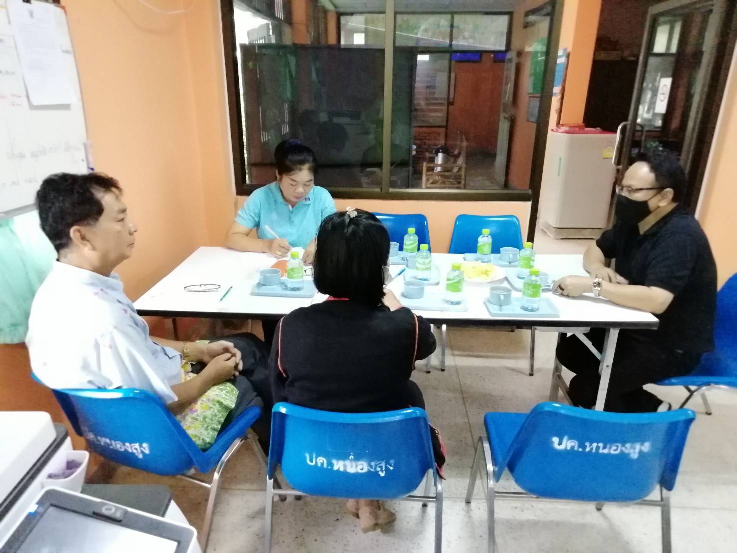 ศูนย์สารสนเทศฯ ตรวจติดตามงานโครงการเช่าวงจรสื่อสัญญาณอินเทอร์เน็ต 4 ระดับ โครงการรักษาความมั่นคงปลอดภัยคอมพิวเตอร์ (โปรแกรมป้องกันไวรัส) และโครงการพัฒนาระบบตรวจสอบสิทธิ์ผู้ใช้งานอินเทอร์เน็ตระดับอำเภอ ณ พื้นที่จังหวัดมุกดาหาร