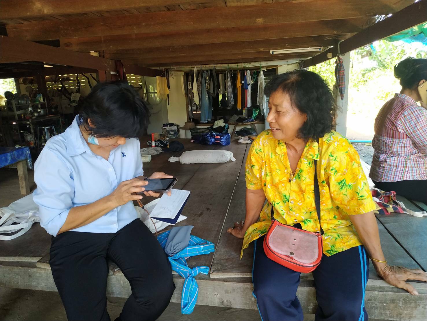 ผู้อำนวยการศูนย์สารสนเทศฯ  ลงพื้นที่ติดตามการจัดเก็บข้อมูล จปฐ. ระดับครัวเรือน