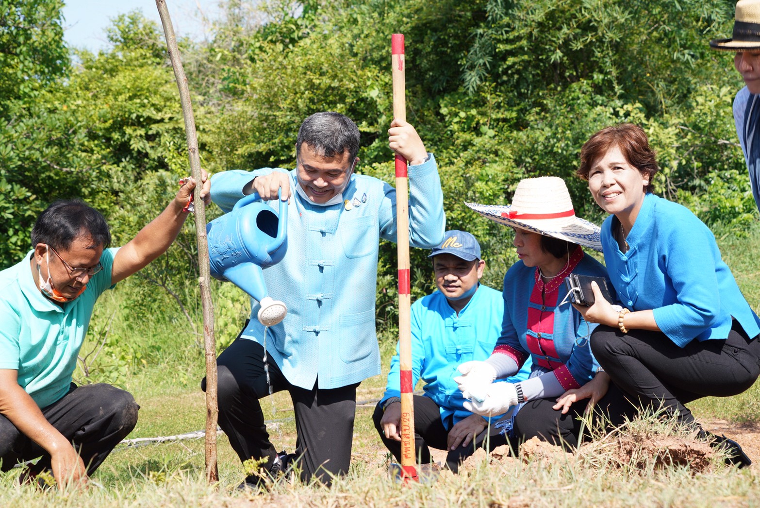 พช. – สภาสตรีฯ น้อมสำนึกในพระมหากรุณาธิคุณ จัดกิจกรรมรวมพลังอาสา ปลูกป่าเฉลิมพระเกียรติ สมเด็จพระนางเจ้าสิริกิติ์ พระบรมราชินีนาถ พระบรมราชชนนีพันปีหลวง เนื่องในโอกาสวันเฉลิมพระชนมพรรษา 12 สิงหาคม 2563
