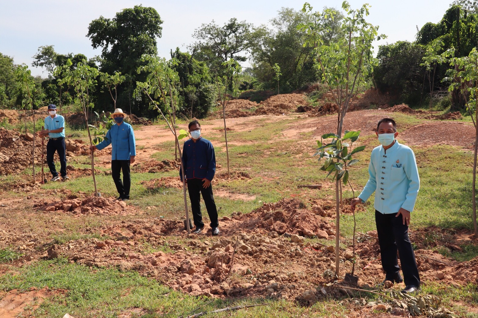 พช. – สภาสตรีฯ น้อมสำนึกในพระมหากรุณาธิคุณ จัดกิจกรรมรวมพลังอาสา ปลูกป่าเฉลิมพระเกียรติ สมเด็จพระนางเจ้าสิริกิติ์ พระบรมราชินีนาถ พระบรมราชชนนีพันปีหลวง เนื่องในโอกาสวันเฉลิมพระชนมพรรษา 12 สิงหาคม 2563