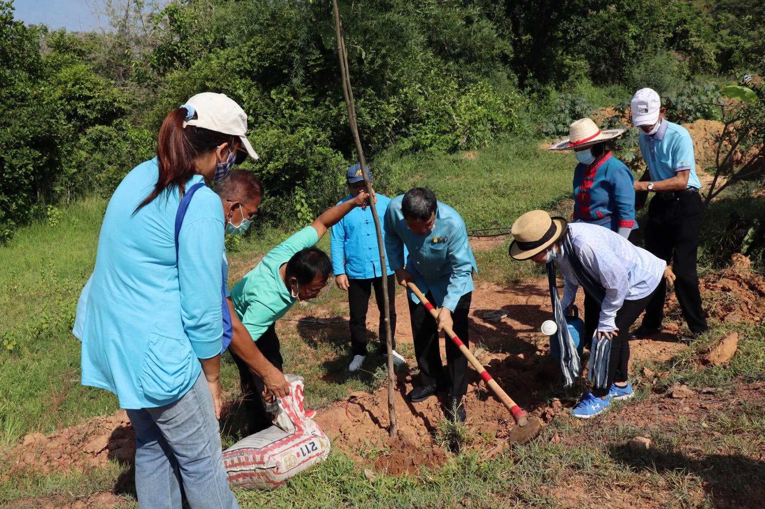 พช. – สภาสตรีฯ น้อมสำนึกในพระมหากรุณาธิคุณ จัดกิจกรรมรวมพลังอาสา ปลูกป่าเฉลิมพระเกียรติ สมเด็จพระนางเจ้าสิริกิติ์ พระบรมราชินีนาถ พระบรมราชชนนีพันปีหลวง เนื่องในโอกาสวันเฉลิมพระชนมพรรษา 12 สิงหาคม 2563