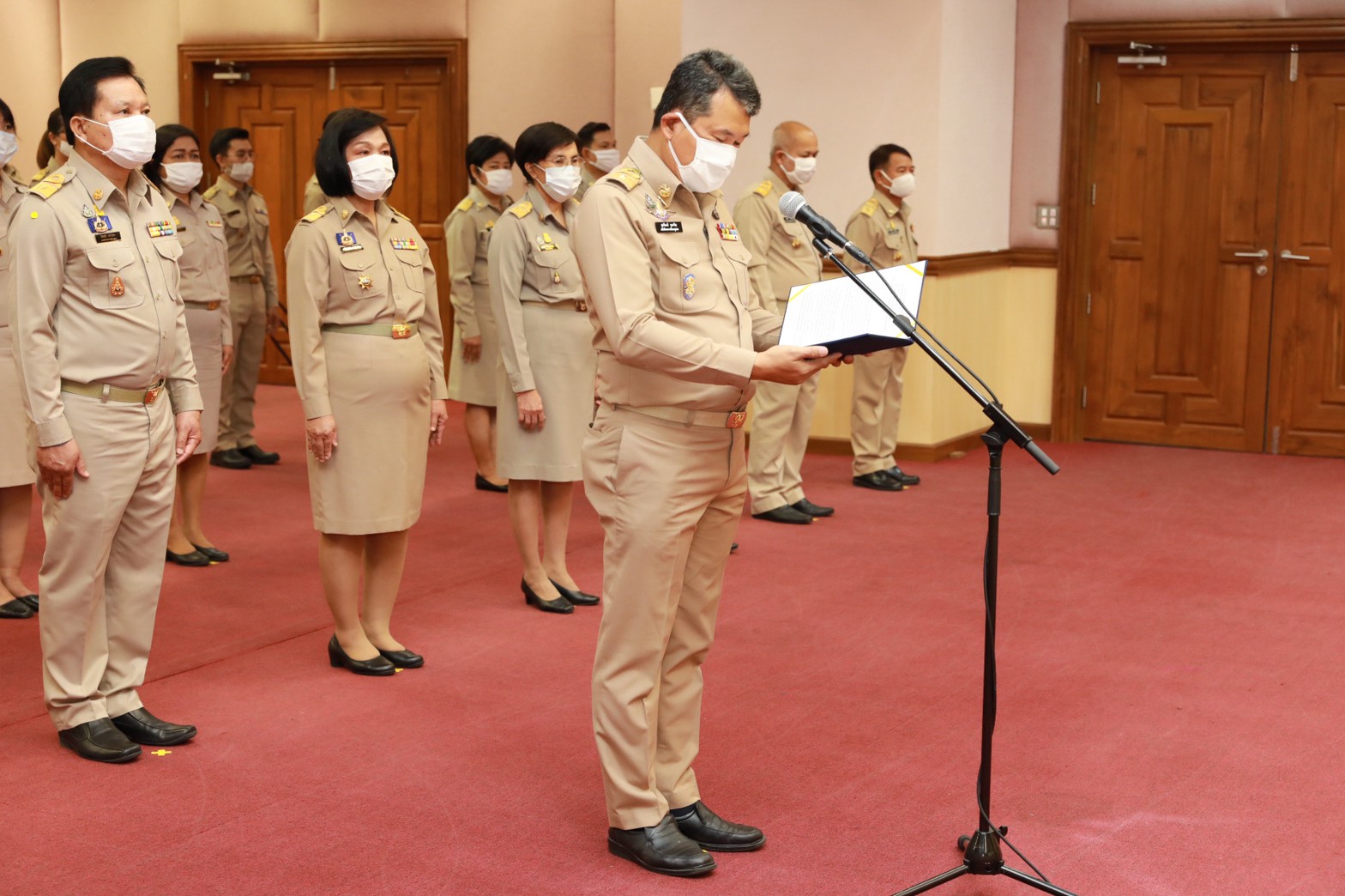 กรมการพัฒนาชุมชน ร่วมน้อมสำนึกในพระมหากรุณาธิคุณ ในหลวง ร.10 พระราชทานภาพวาดฝีพระหัตถ์ “โคกหนองนาแห่งน้ำใจและความหวัง” เพื่อเป็นกำลังใจให้คนไทยทั้งประเทศ