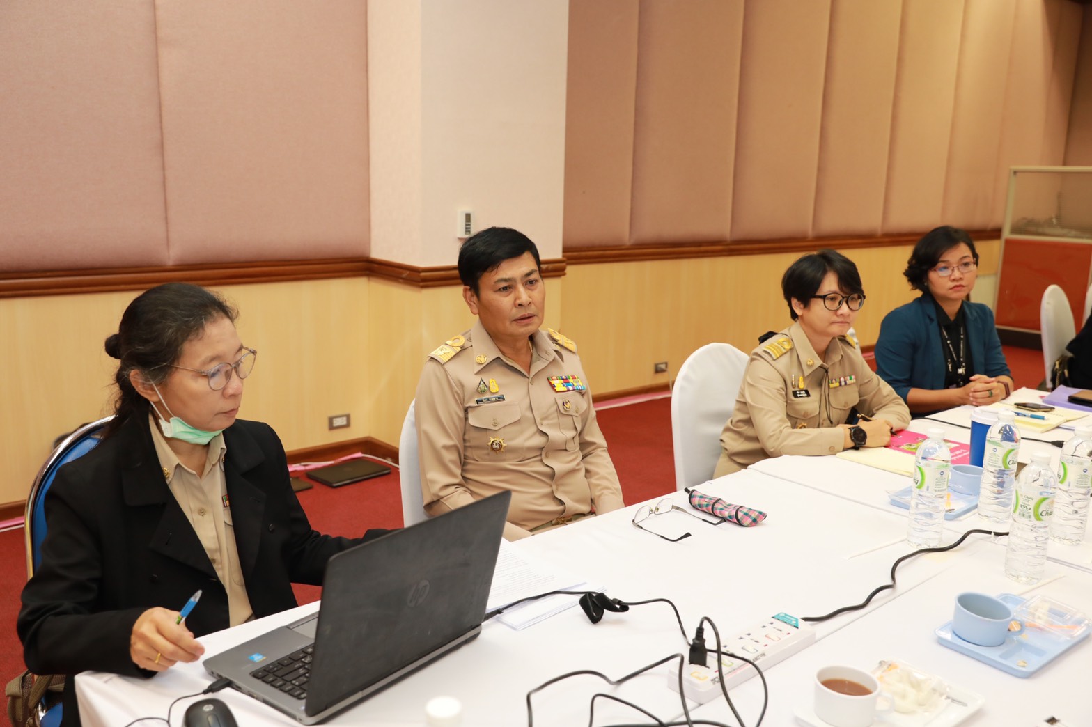 พช.ผนึกกำลังภาคี ร่วมประชุมปรับปรุงเครื่องชี้วัดและแบบสอบถาม จปฐ. กชช.2ค ขับเคลื่อนแผนพัฒนาเศรษฐกิจและสังคมแห่งชาติ