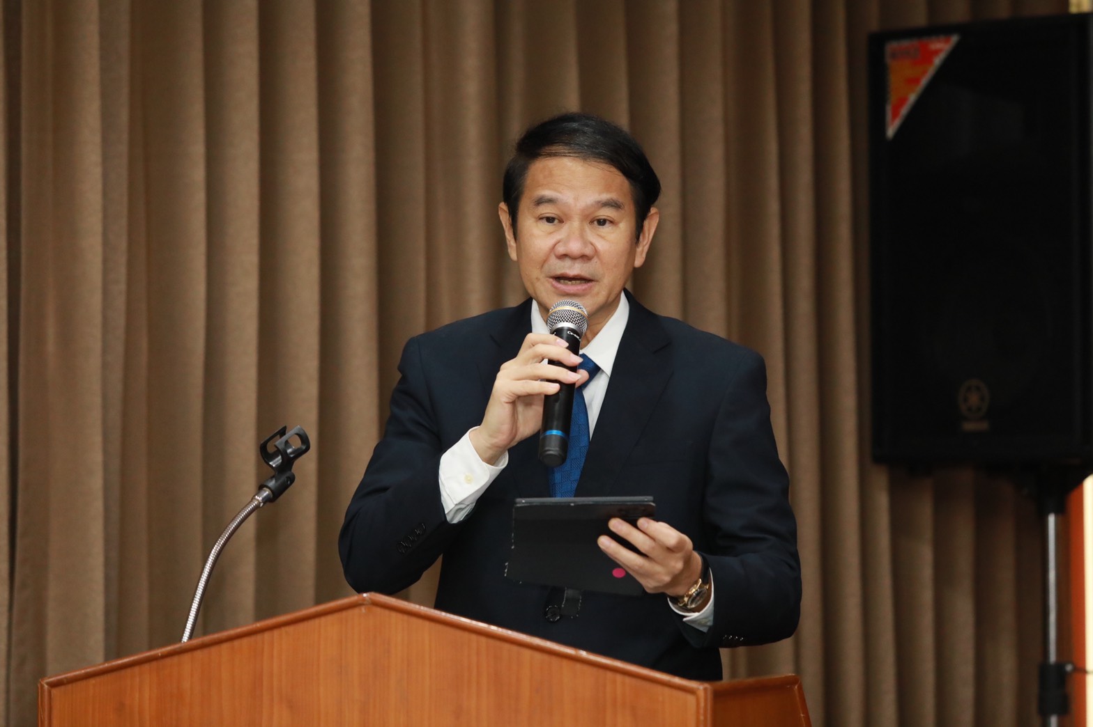 พช.  ผนึกกำลัง สกพอ. และ ม.บูรพา บันทึกข้อตกลงความร่วมมือ ขับเคลื่อนโครงการบัณฑิตอาสาต้นแบบพื้นที่เขตพัฒนาพิเศษ (EEC) 3 จังหวัด โซ่ข้อกลางสื่อสารความเข้าใจหนุนบัณฑิตจบใหม่ใช้ความรู้พัฒนาบ้านเกิด