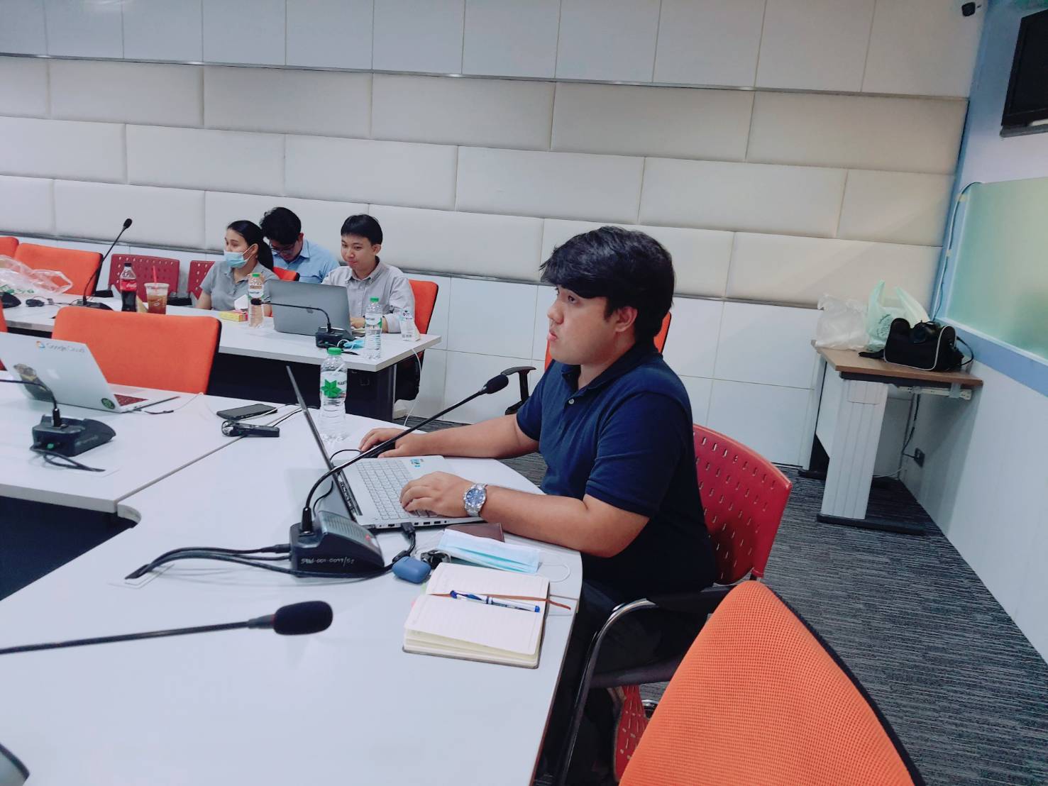 ศูนย์สารสนเทศฯ จัดการฝึกอบรมการใช้งานโปรแกรมสำรวจพื้นที่เพื่อการออกแบบพื้นที่ต้นแบบการพัฒนาคุณภาพชีวิตตามหลักทฤษฎีใหม่ ของพระบาทสมเด็จพระเจ้าอยู่หัว รัชกาลที่ ๙ ประยุกต์สู่ “โคก หนอง นา โมเดล”