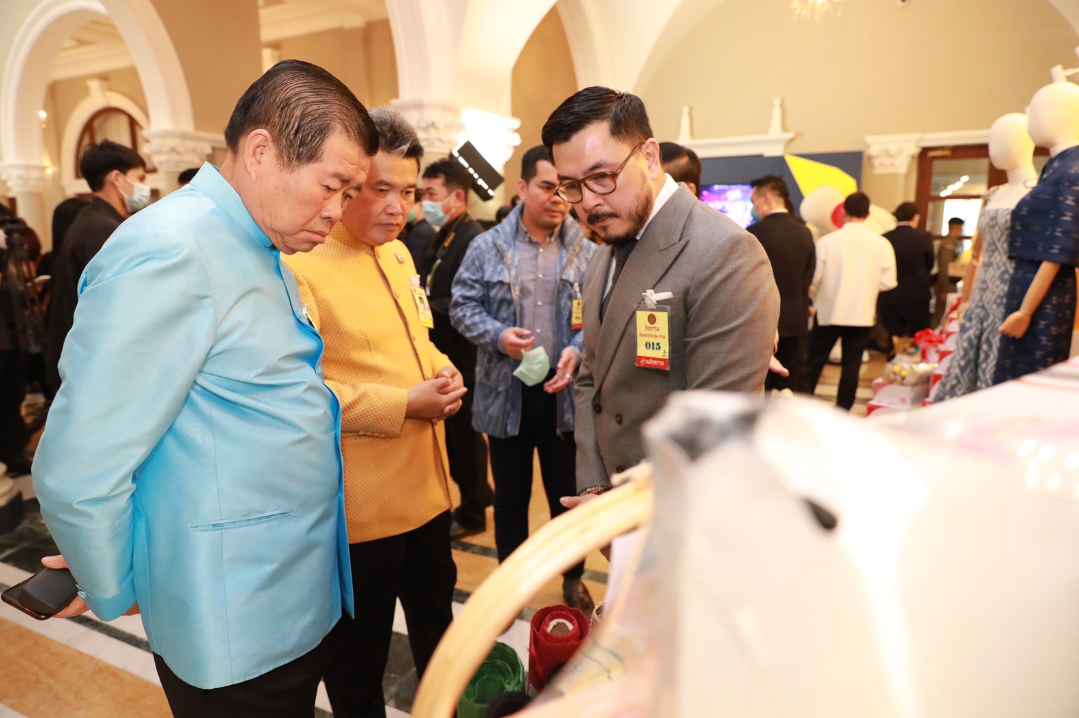 นายกรัฐมนตรี เชิญชวนคนไทยเที่ยวงาน “OTOP City 2020”  ศูนย์รวมมรดกภูมิปัญญาจากท้องถิ่น พร้อมคัดสรรผลิตภัณฑ์ชุมชน 76 จังหวัด ให้เลือกช้อปกันอย่างจุใจ ภายใต้แนวคิด “ของขวัญปีใหม่ ล้ำค่าถูกใจ รวมไว้ใน OTOP City 2020”  ระหว่างวันที่ 19 – 27 ธันวาคม 2563 ณ อาคารชาเลนเจอร์  1 – 3 อิมแพ็ค เมืองทองธานี