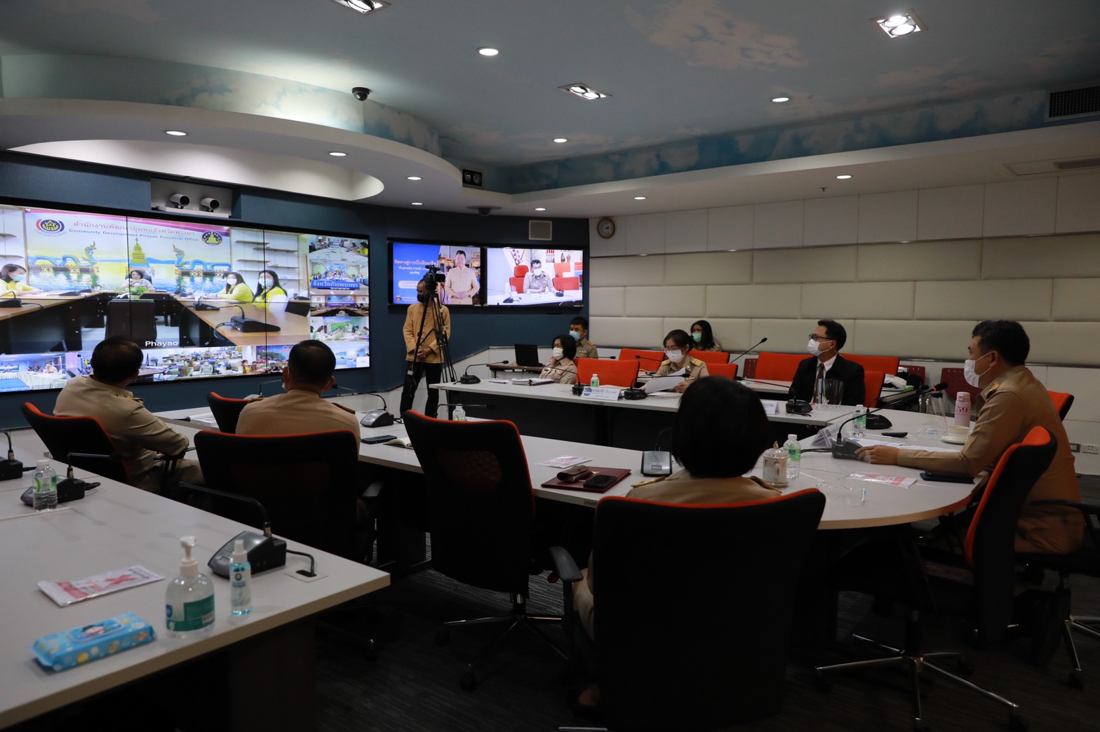 อธิบดี พช. ติวเข้ม เพิ่มประสิทธิภาพบุคลากร สู่การเป็นมืออาชีพ “ด้านการเงิน การคลัง การบัญชี และพัสดุ” ประจำปีงบประมาณ 2564