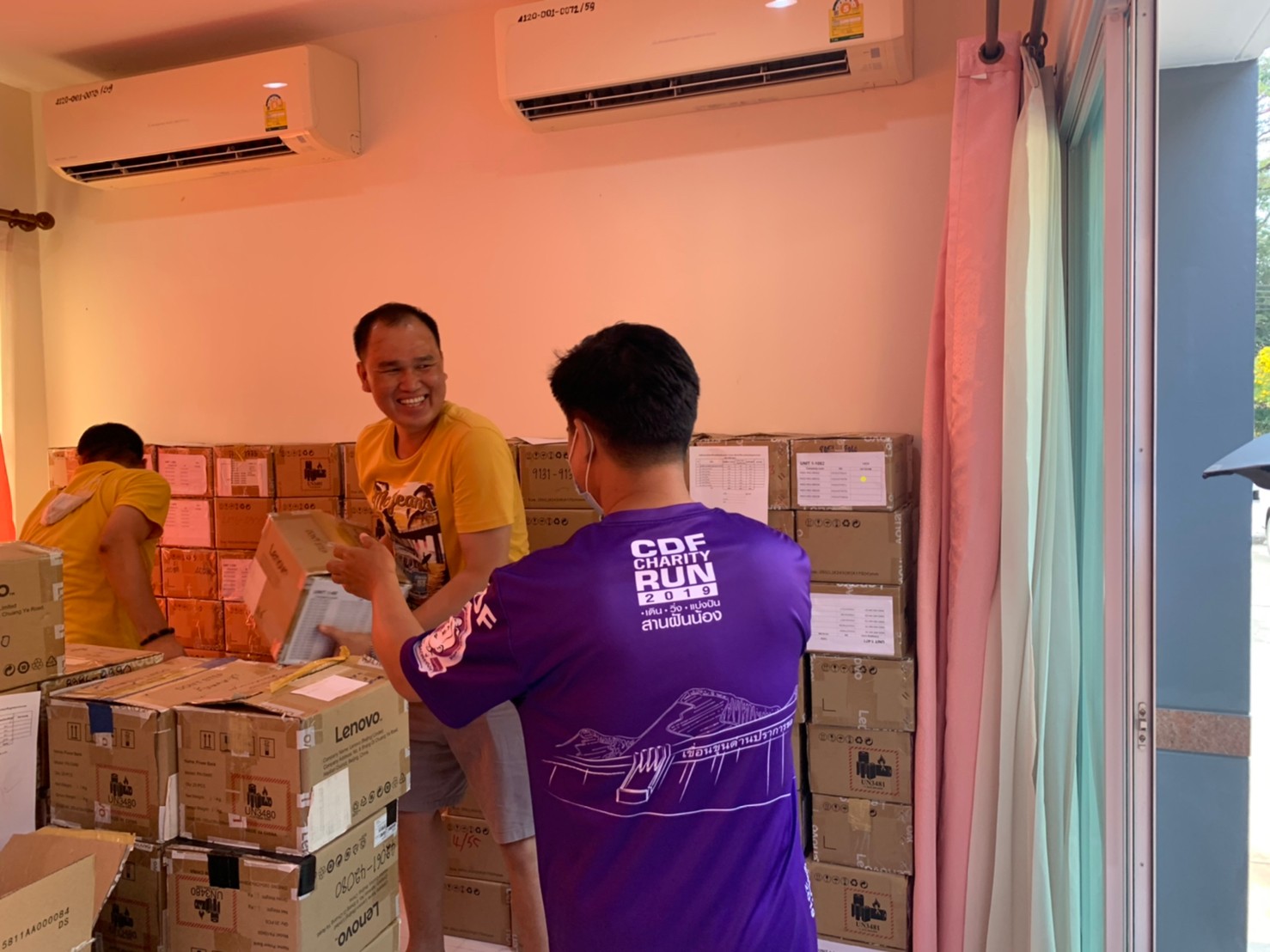 ศูนย์สารสนเทศฯ ส่งมอบแท็บเล็ตให้บุคลากรกรมการพัฒนาชุมชนทุกระดับ เพื่อรองรับการทำงานในรูปแบบดิจิทัล