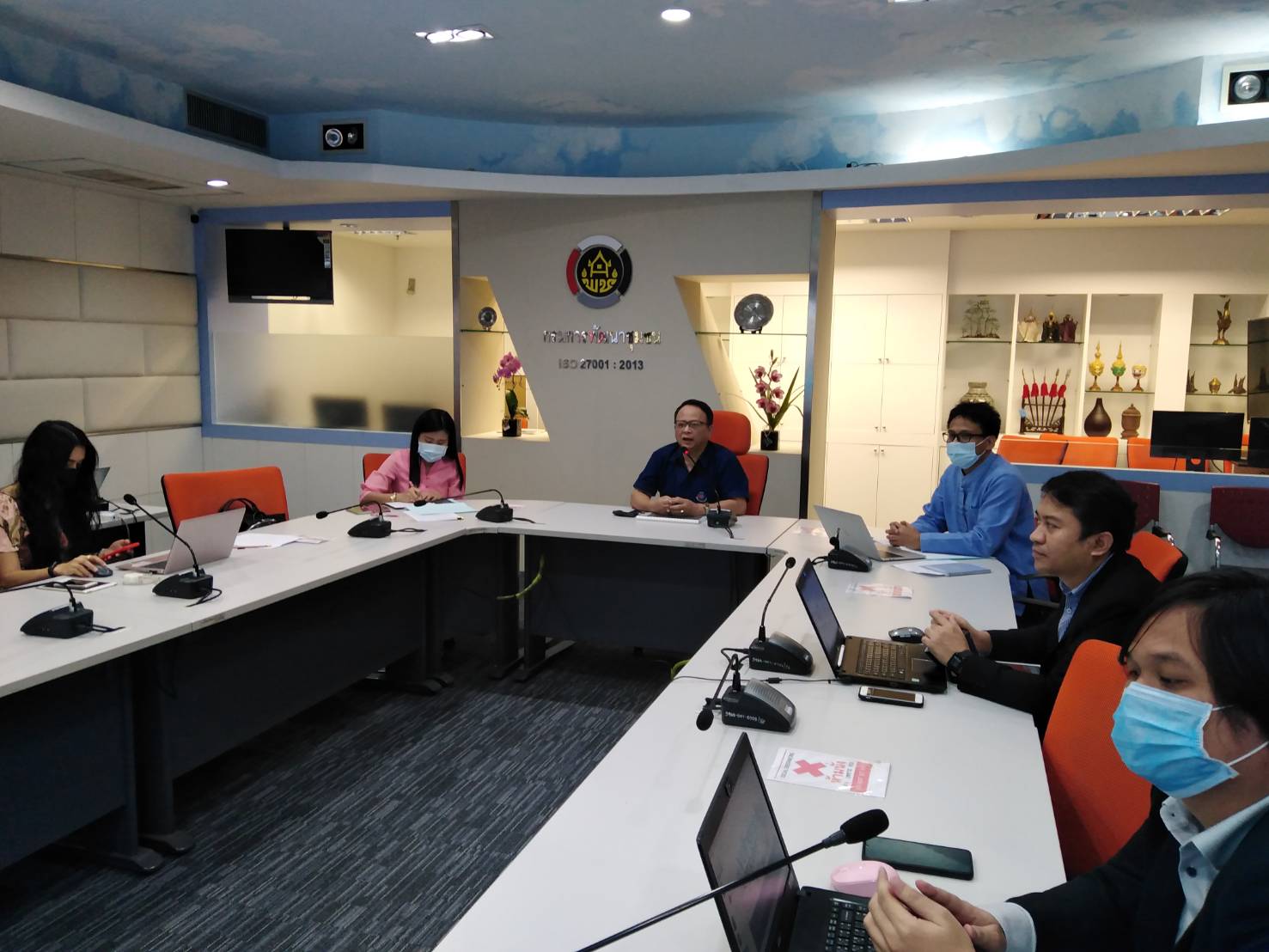 ศูนย์สารสนเทศฯ จัดการประชุมเสริมสร้างความรู้ความเข้าใจตามโครงการเช่าวงจรสื่อสัญญาณอินเทอร์เน็ตความเร็วสูง 4 ระดับ ปีงบประมาณ พ.ศ. 2564