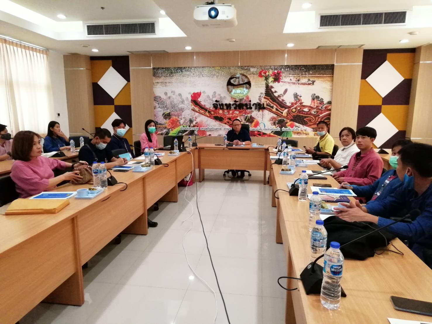 ศูนย์สารสนเทศฯ ตรวจติดตามงานสื่อสัญญาณอินเทอร์เน็ต อุปกรณ์ป้องกันเครือข่ายคอมพิวเตอร์ อุปกรณ์รักษาความปลอดภัยและยืนยันตัวตนผู้ใช้งานอินเทอร์เน็ต ระบบประชุมทางไกลผ่านอินเทอร์เน็ต (Conference) และการใช้งานโปรแกรมป้องกันไวรัส ESET Endpoint Security ในพื้นที่จังหวัดน่าน