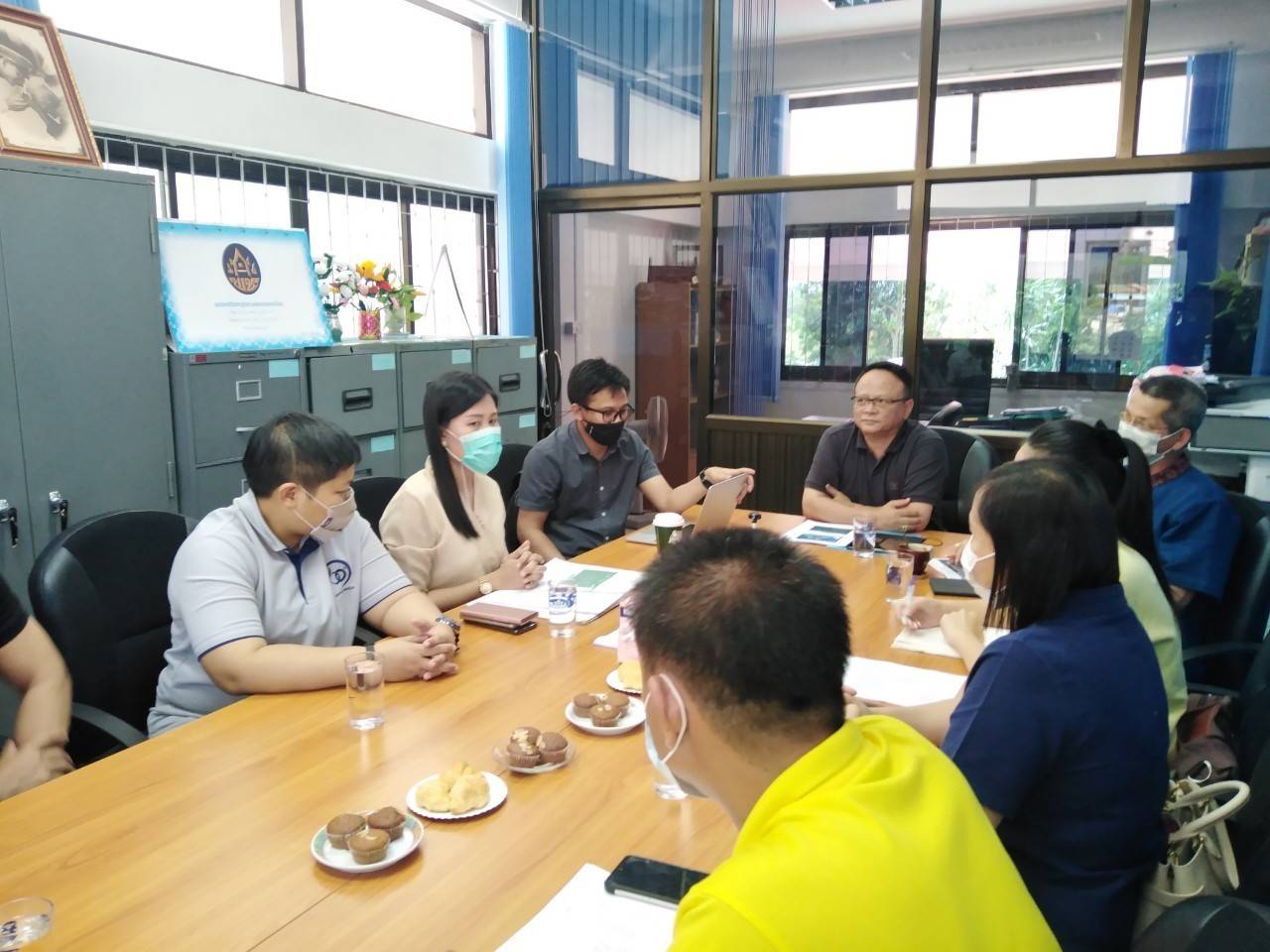 ศูนย์สารสนเทศฯ ตรวจติดตามงานสื่อสัญญาณอินเทอร์เน็ต อุปกรณ์ป้องกันเครือข่ายคอมพิวเตอร์ อุปกรณ์รักษาความปลอดภัยและยืนยันตัวตนผู้ใช้งานอินเทอร์เน็ต ระบบประชุมทางไกลผ่านอินเทอร์เน็ต (Conference) และการใช้งานโปรแกรมป้องกันไวรัส ESET Endpoint Security ในพื้นที่จังหวัดน่าน