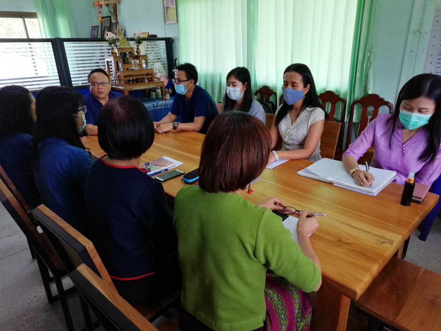ศูนย์สารสนเทศฯ ติดตามและตรวจสอบประสิทธิภาพการทำงานของอุปกรณ์วงจรสื่อสัญญาณอินเทอร์เน็ต อุปกรณ์ป้องกันเครือข่ายคอมพิวเตอร์ อุปกรณ์รักษาความปลอดภัยและยืนยันตัวตนผู้ใช้งานอินเทอร์เน็ต ระบบประชุมทางไกลผ่านอินเทอร์เน็ต (Conference) และการใช้งานโปรแกรมป้องกันไวรัส ESET Endpoint Security ของสำนักงานพัฒนาชุมชนจังหวัดแพร่ และสำนักงานพัฒนาชุมชนอำเภอเมืองแพร่ จังหวัดแพร่