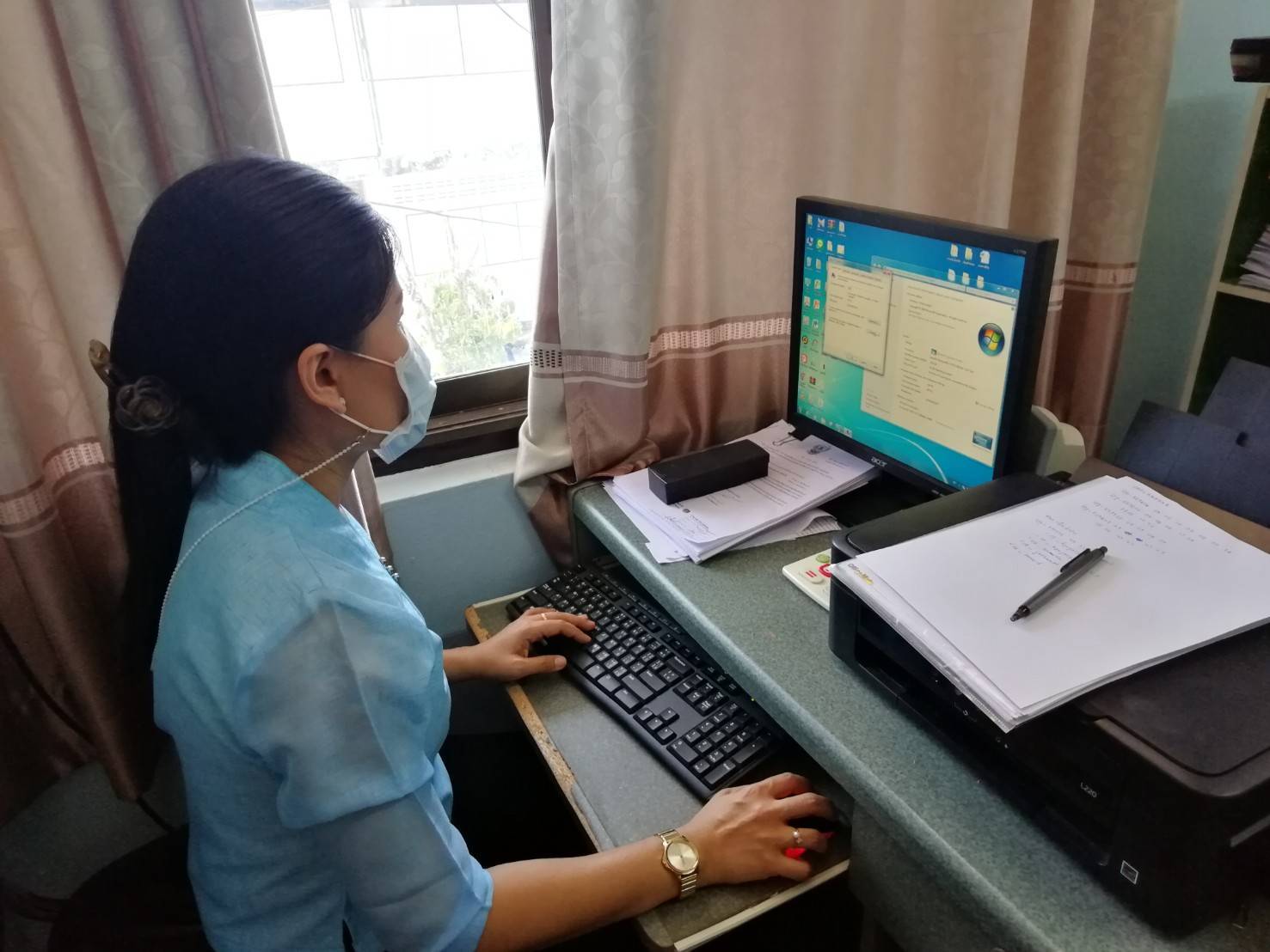 ศูนย์สารสนเทศฯ ติดตามและตรวจสอบประสิทธิภาพการทำงานของอุปกรณ์วงจรสื่อสัญญาณอินเทอร์เน็ต อุปกรณ์ป้องกันเครือข่ายคอมพิวเตอร์ อุปกรณ์รักษาความปลอดภัยและยืนยันตัวตนผู้ใช้งานอินเทอร์เน็ต ระบบประชุมทางไกลผ่านอินเทอร์เน็ต (Conference) และการใช้งานโปรแกรมป้องกันไวรัส ESET Endpoint Security ของสพจ.ลำปาง สพอ.ลำปาง และศพช.ลำปาง