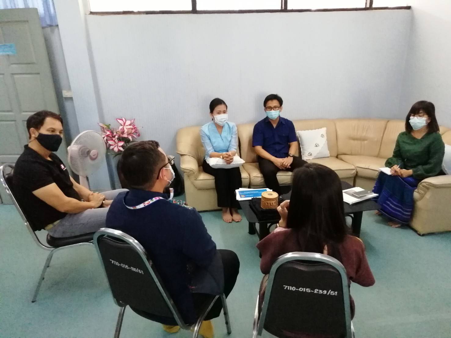 ศูนย์สารสนเทศฯ ติดตามและตรวจสอบประสิทธิภาพการทำงานของอุปกรณ์วงจรสื่อสัญญาณอินเทอร์เน็ต อุปกรณ์ป้องกันเครือข่ายคอมพิวเตอร์ อุปกรณ์รักษาความปลอดภัยและยืนยันตัวตนผู้ใช้งานอินเทอร์เน็ต ระบบประชุมทางไกลผ่านอินเทอร์เน็ต (Conference) และการใช้งานโปรแกรมป้องกันไวรัส ESET Endpoint Security ของสพจ.ลำปาง สพอ.ลำปาง และศพช.ลำปาง