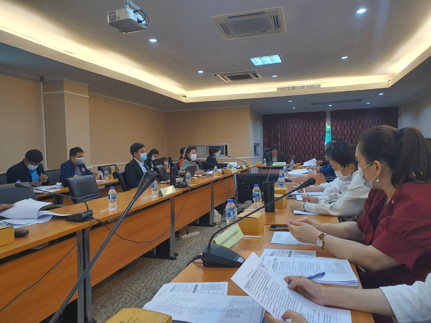 ศูนย์สารสนเทศฯ ร่วมการประชุมเพื่อติดตามสอบทานข้อมูลประกอบการดำเนินงานของคณะกรรมการตรวจสอบและประเมินผลประจำกระทรวงมหาดไทย ประจำปี 2564