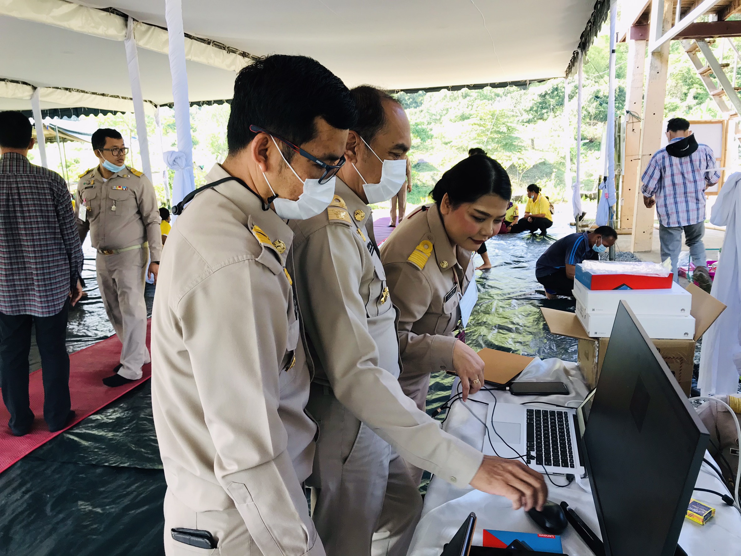 ศูนย์สารสนเทศฯ ร่วมจัดนิทรรศการและติดตั้งระบบการนำเสนอ GIS หมู่บ้านคนรักษ์ช้าง