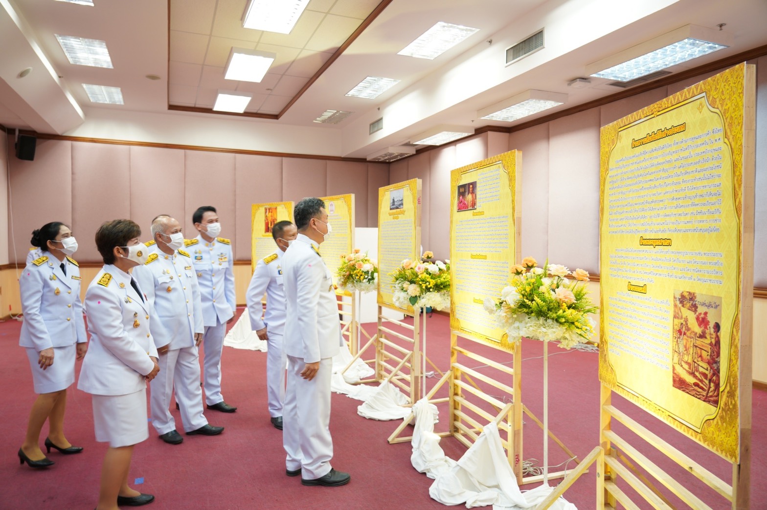 อธิบดี พช. นำข้าราชการน้อมถวายราชสักการะ วันที่ระลึกพระบาทสมเด็จพระนั่งเกล้าเจ้าอยู่หัว พระมหาเจษฎาราชเจ้า