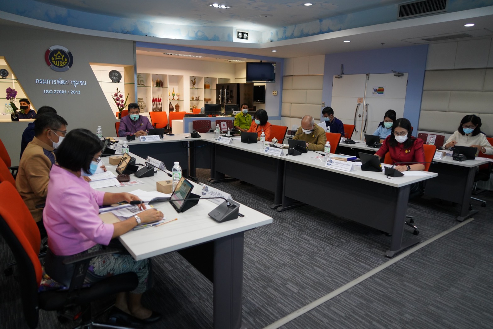 พช. เปิดตัวแพลตฟอร์มออนไลน์ “โคก หนอง นา พัฒนาชุมชน” มุ่งเน้นในการช่วยเหลือ แลกเปลี่ยนองค์ความรู้ ในการขับเคลื่อนโครงการพัฒนาคุณภาพชีวิตตามหลักทฤษฎีใหม่