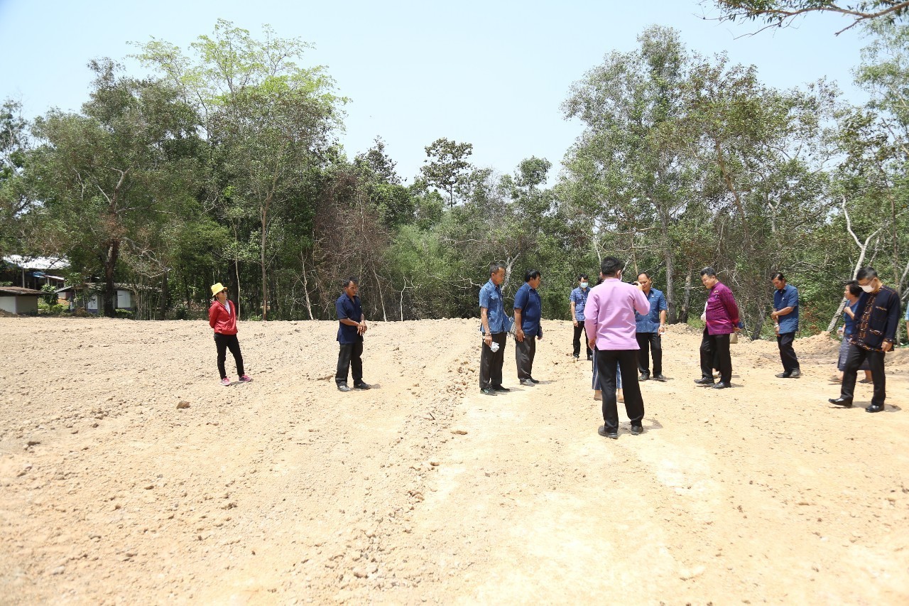 อธิบดี พช. ลงพื้นที่สนับสนุนกลุ่มทอผ้าบ้านดอนกอย แหล่งอนุรักษ์ภูมิปัญญาท้องถิ่นสกลนคร เพื่อพัฒนาคุณภาพชีวิต ส่งเสริมเศรษฐกิจฐานรากชุมชนอย่างยั่งยืน