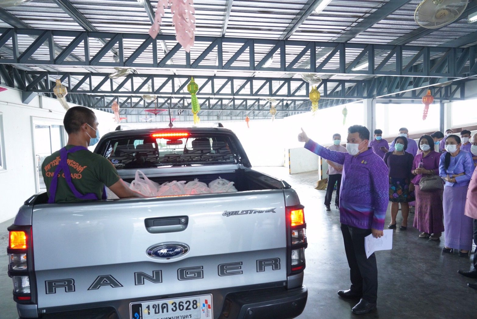 พช. เดินหน้า “โรงครัวปันสุข สู้ภัยโควิด-19” เพื่อน้อมถวายเป็นพระราชกุศล เนื่องในโอกาสวันเฉลิมพระชนมพรรษา สมเด็จพระนางเจ้าสุทิดา พัชรสุธาพิมลลักษณ พระบรมราชินี 3 มิถุนายน 2564 อย่างต่อเนื่อง