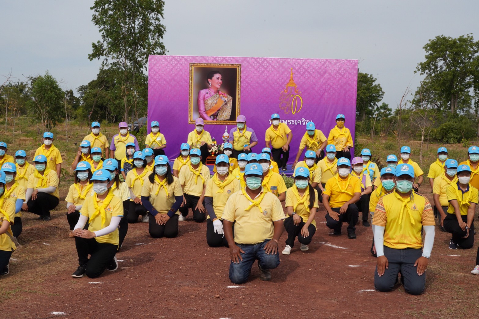 พช. รวมพลังจิตอาสาปลูกป่าเขาขยาย เฉลิมพระเกียรติ เนื่องในวันคล้ายวันเฉลิมพระชนมพรรษา สมเด็จพระนางเจ้าสุทิดา พัชรสุธาพิมลลักษณ พระบรมราชินี