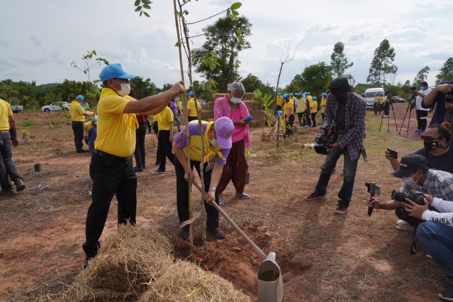 พช. รวมพลังจิตอาสาปลูกป่าเขาขยาย เฉลิมพระเกียรติ เนื่องในวันคล้ายวันเฉลิมพระชนมพรรษา สมเด็จพระนางเจ้าสุทิดา พัชรสุธาพิมลลักษณ พระบรมราชินี