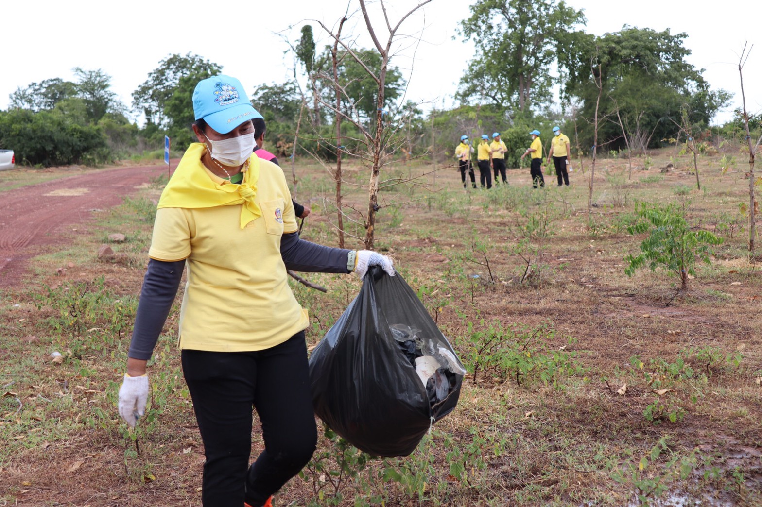 พช. รวมพลังจิตอาสาปลูกป่าเขาขยาย เฉลิมพระเกียรติ เนื่องในวันคล้ายวันเฉลิมพระชนมพรรษา สมเด็จพระนางเจ้าสุทิดา พัชรสุธาพิมลลักษณ พระบรมราชินี