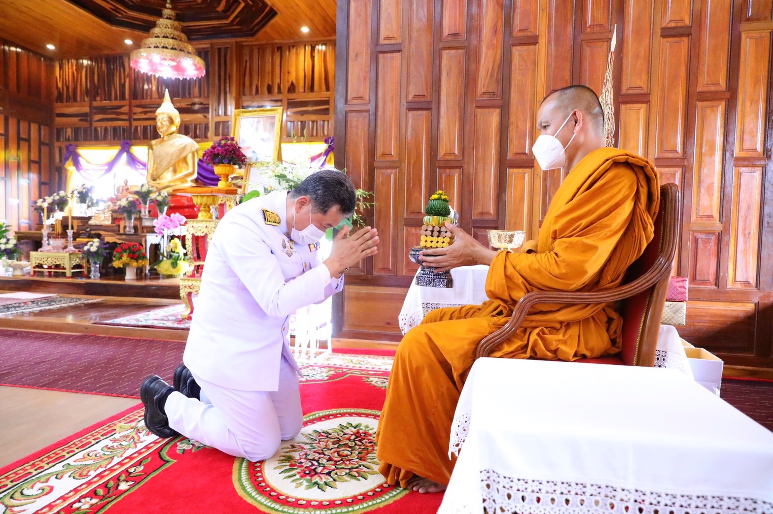 อธิบดี พช. น้อมนำพระกรุณา “กรมสมเด็จพระเทพฯ” ถวายผ้าไตรพระราชทาน ทอดผ้าป่าการกุศล วัดโพนงาม ฉะเชิงเทรา สานต่อสะพานแห่งการให้ สมทบทุนมูลนิธิอานันทมหิดล และมูลนิธิรามาธิบดี