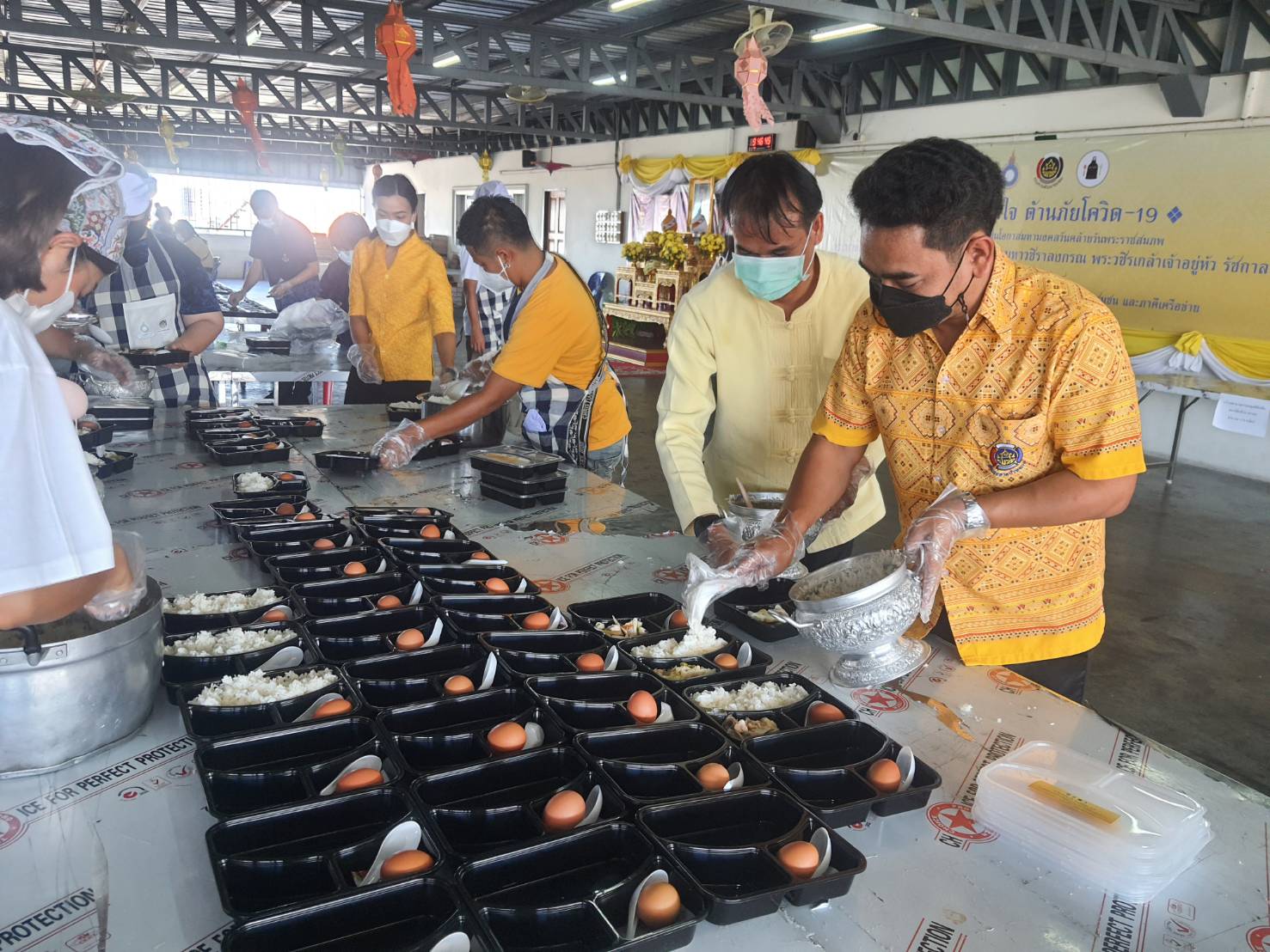 ศูนย์สารสนเทศฯ ร่วมโครงการ “โรงครัวปันน้ำใจ ต้านภัยโควิด -19” วันที่ 4 กรกฎาคม 2564