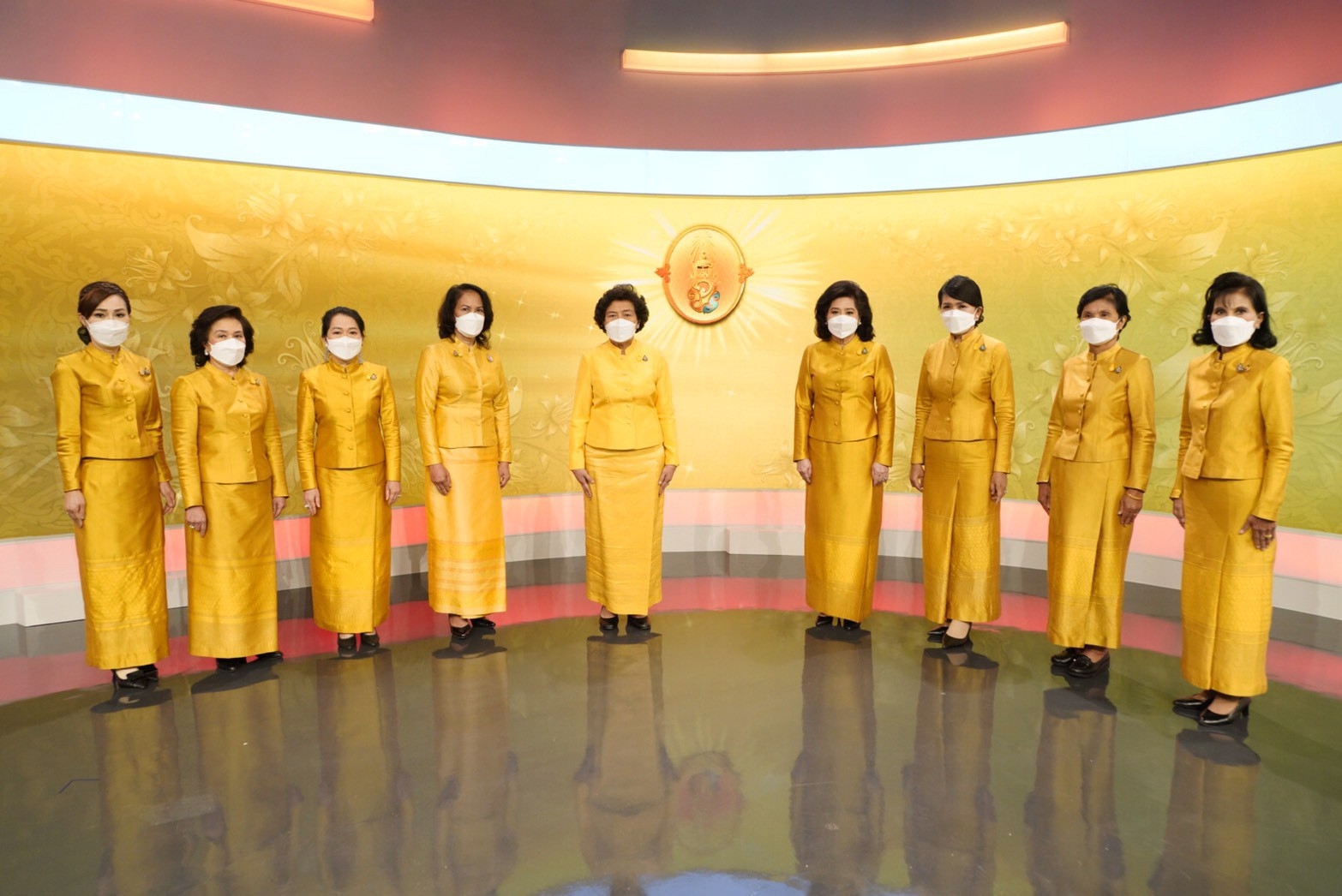 ประธานสภาสตรีแห่งชาติฯ และประธานชมรมแม่บ้าน พช. นำคณะกรรมการสภาสตรีแห่งชาติฯ และผู้แทนองค์กรสมาชิก บันทึกเทปถวายพระพรเนื่องในวันเฉลิมพระชนมพรรษา “พระบาทสมเด็จพระวชิรเกล้าเจ้าอยู่หัว” ณ สถานีวิทยุโทรทัศน์ ช่อง ๗ HD