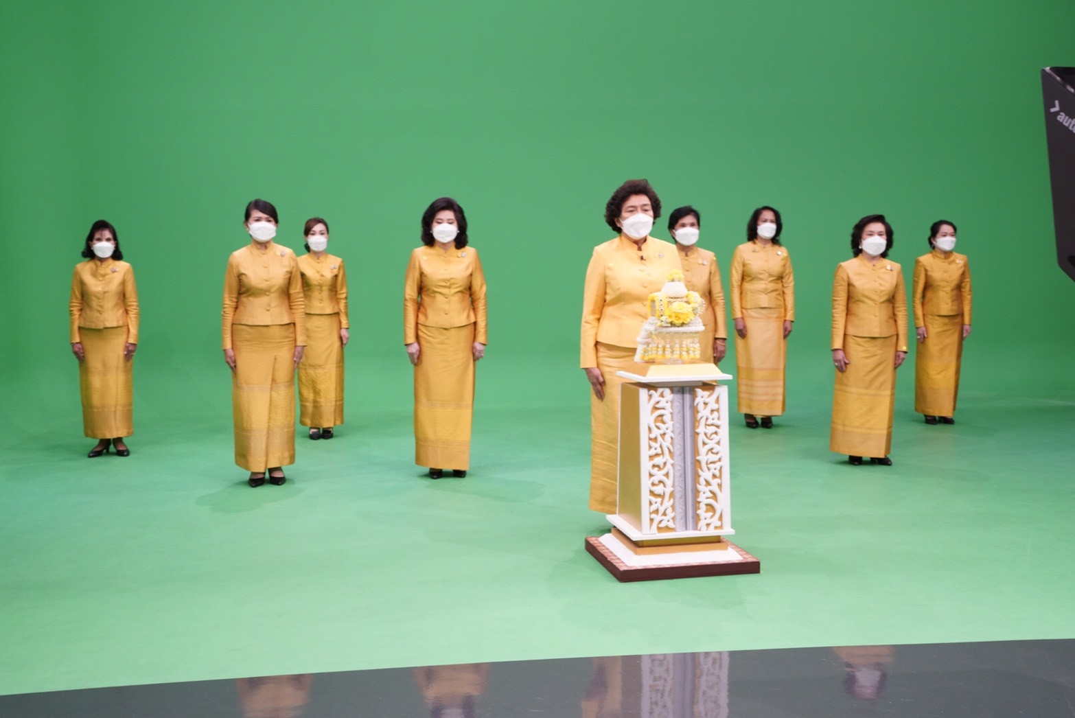 ประธานสภาสตรีแห่งชาติฯ และประธานชมรมแม่บ้าน พช. นำคณะกรรมการสภาสตรีแห่งชาติฯ และผู้แทนองค์กรสมาชิก บันทึกเทปถวายพระพรเนื่องในวันเฉลิมพระชนมพรรษา “พระบาทสมเด็จพระวชิรเกล้าเจ้าอยู่หัว” ณ สถานีวิทยุโทรทัศน์ ช่อง ๗ HD